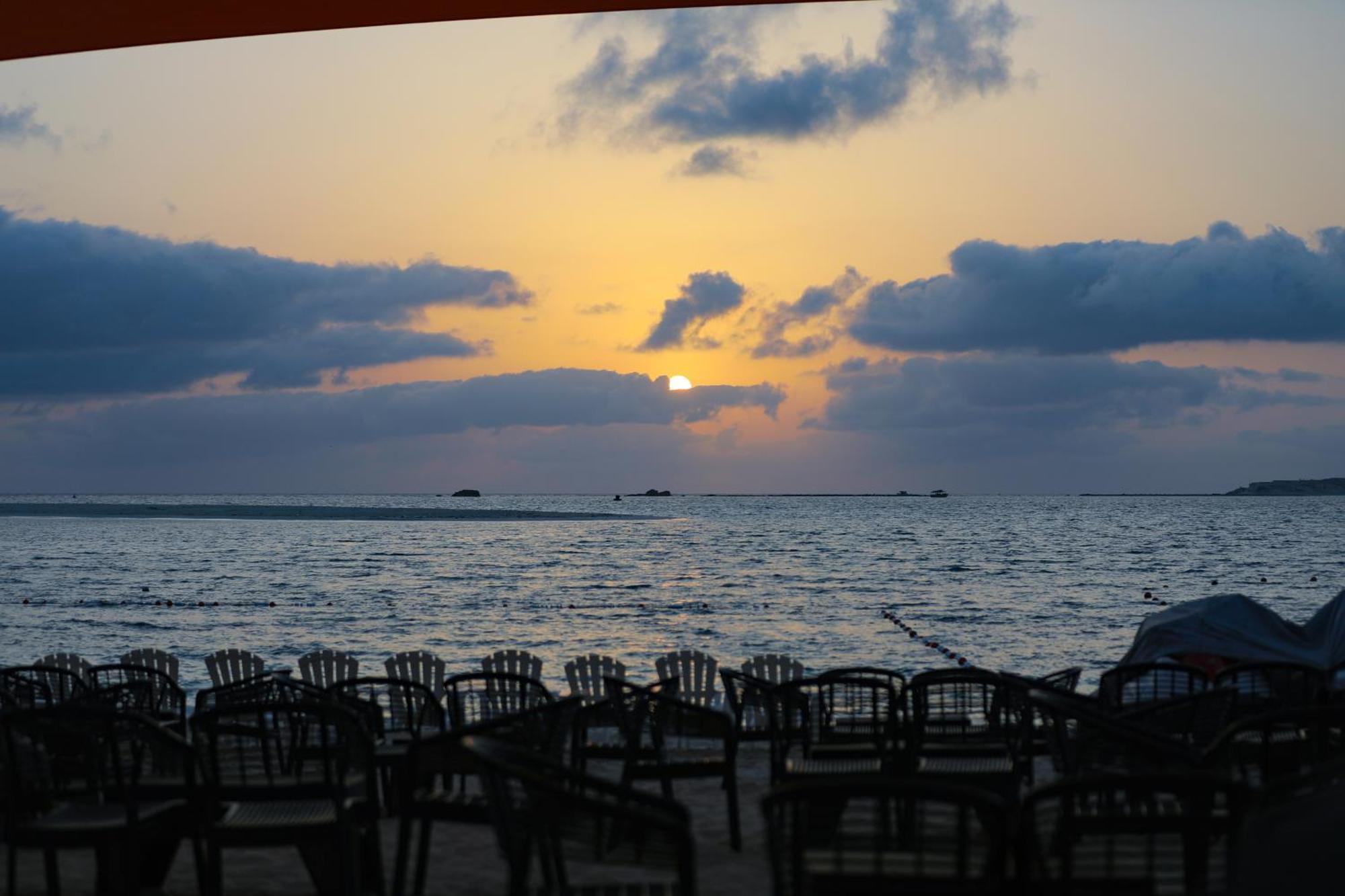 Triumph White Sands Hotel 4*