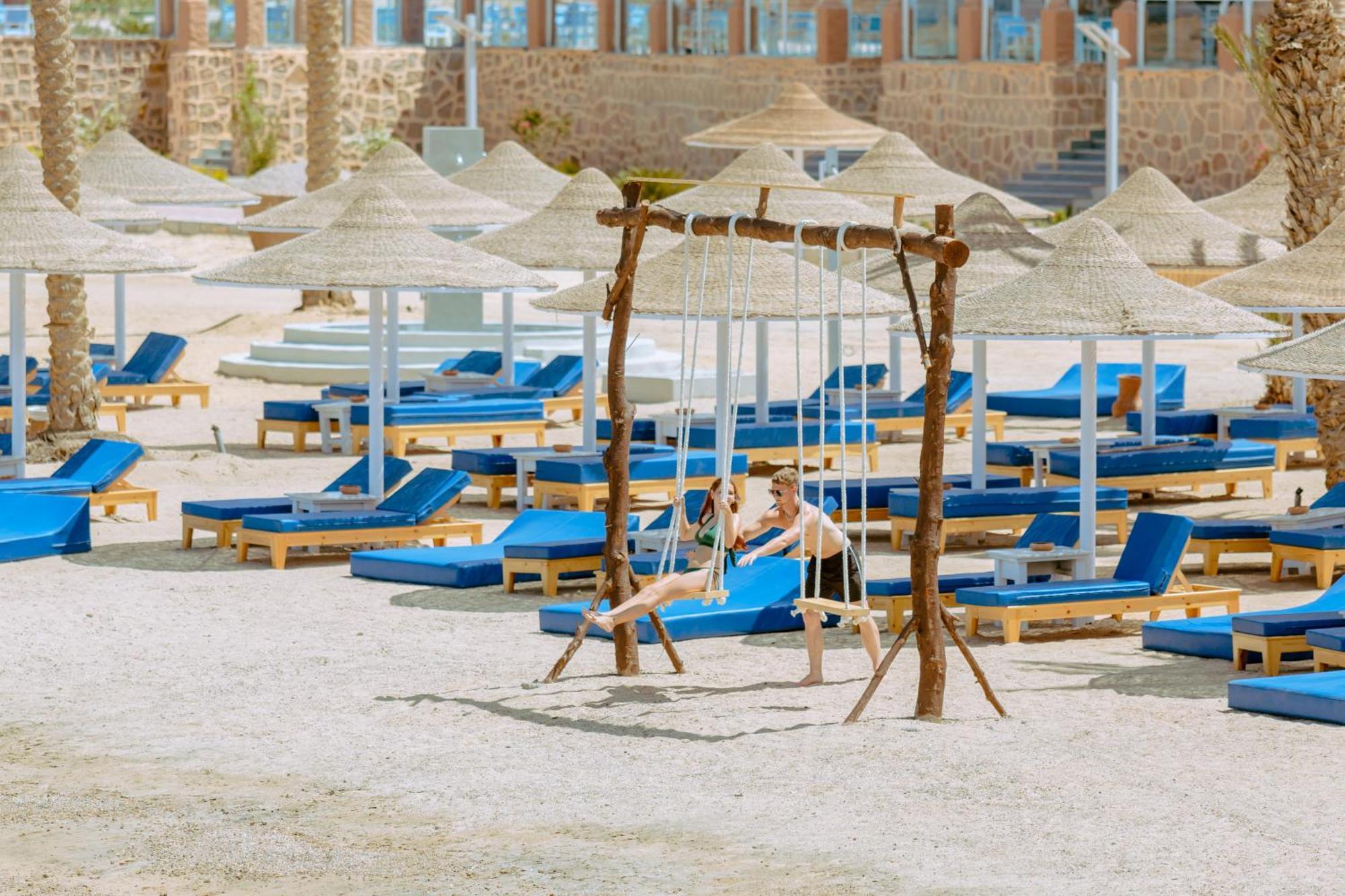 Pickalbatros Villaggio Aqua Park - Portofino 4*