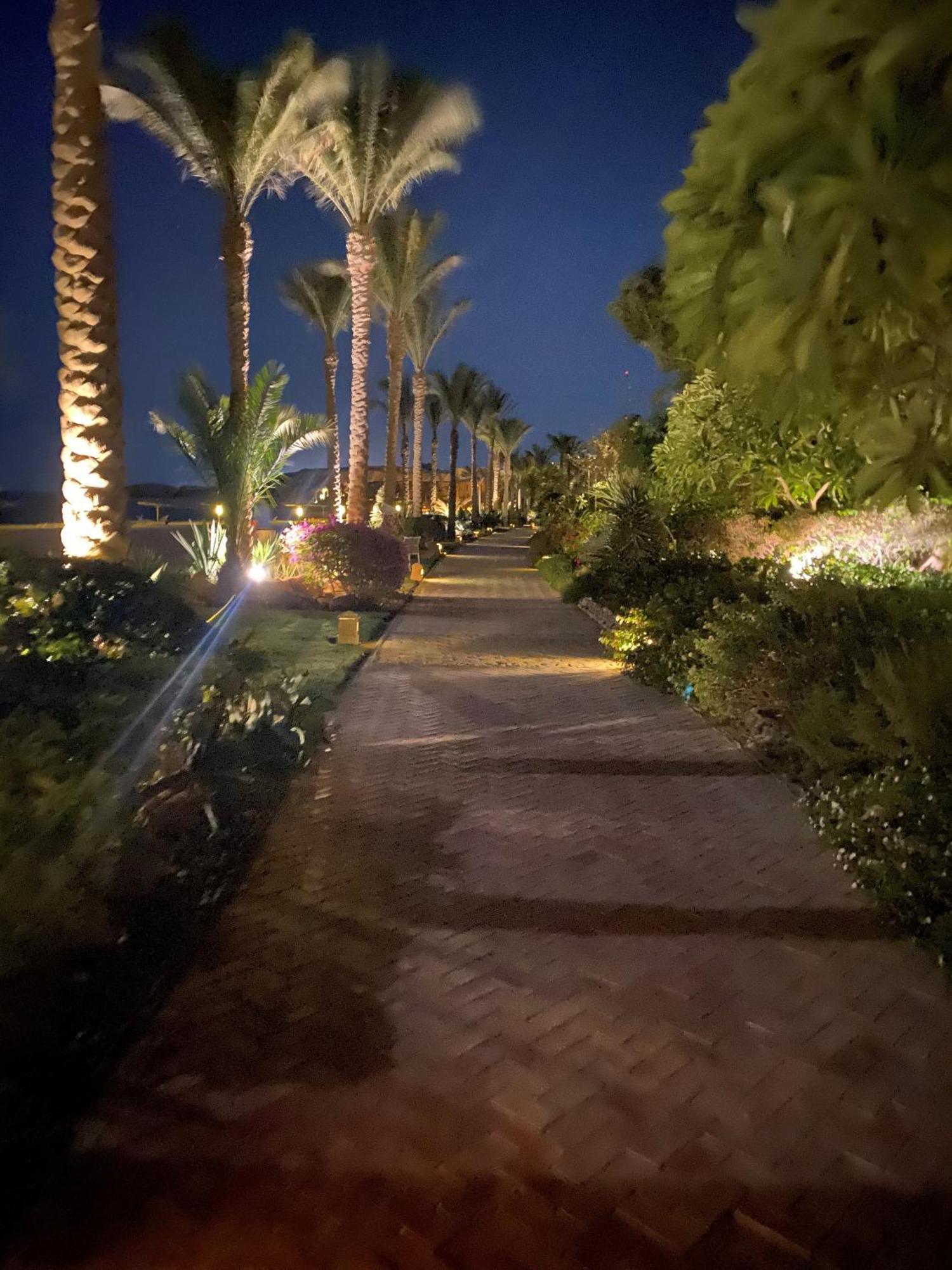 With Roof At Laguna Bay- Ain Sokhna - شالية غرفتين مكيف بالكامل بالرووف قرية لاجونا باي - العين السخنة *
