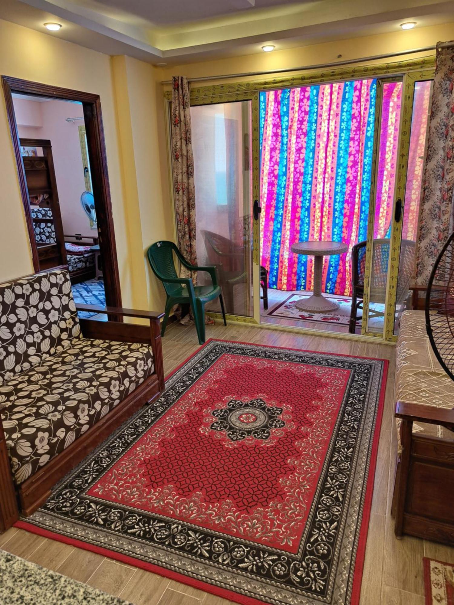 Panorama Sea View Apartment: Coast Getaway *