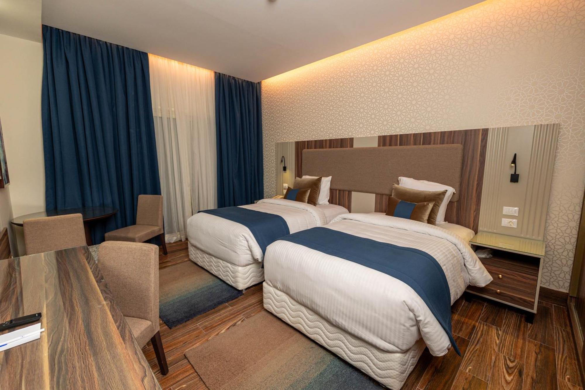 Helnan Mamoura & Events Center Otel