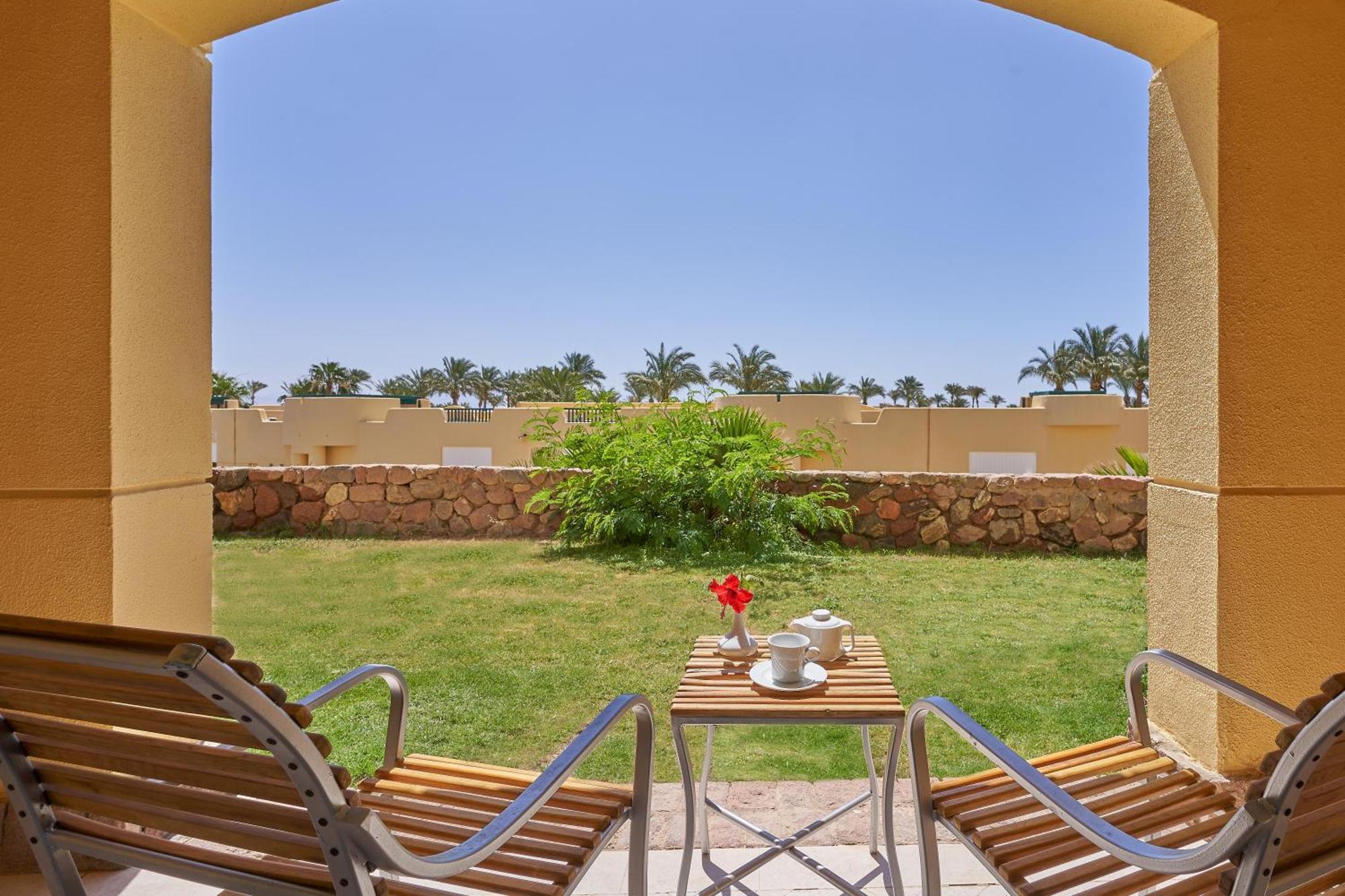 The Bayview Heights 5*