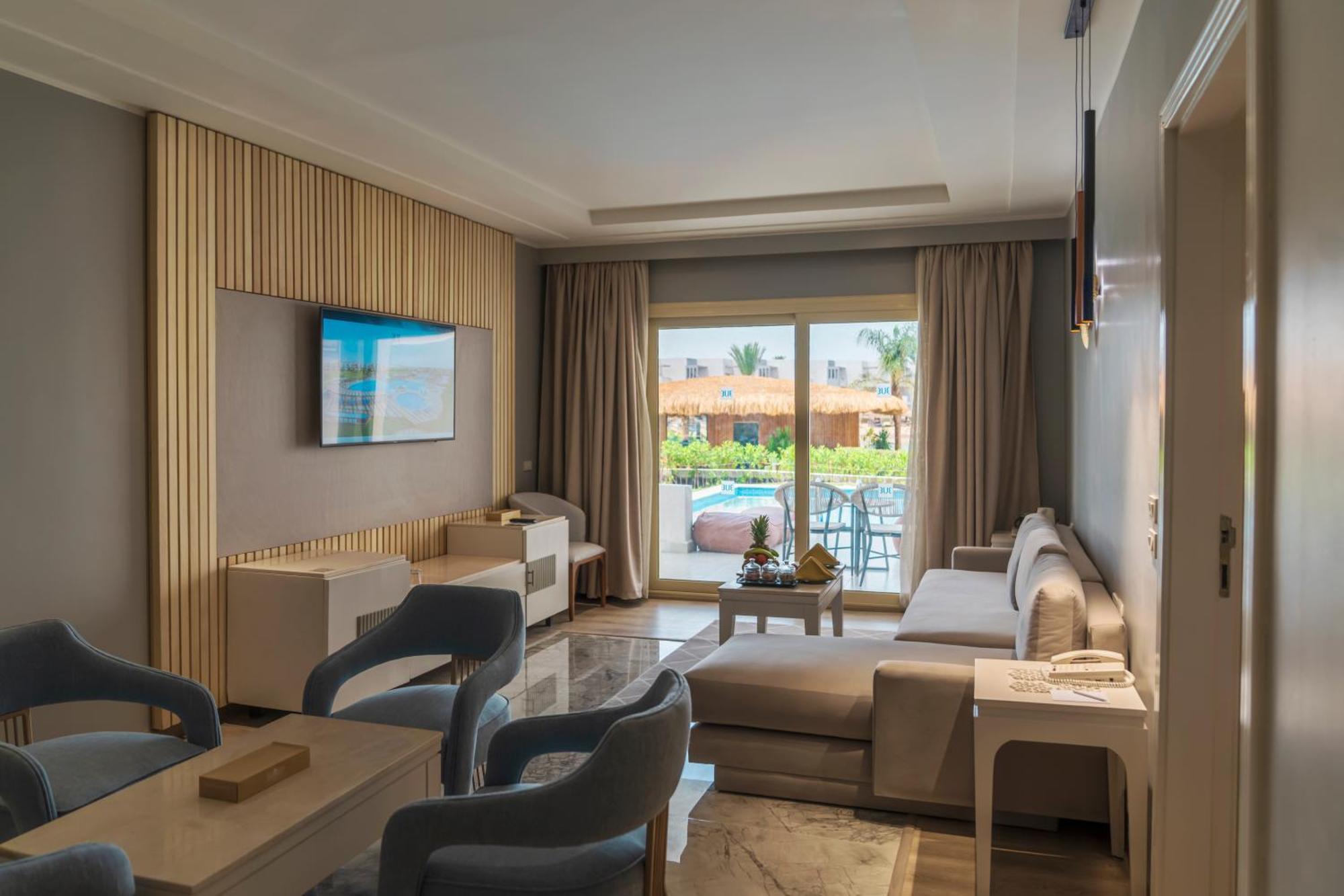 Sunrise Crystal Bay -grand Select (adults Only) Resort Hurghada