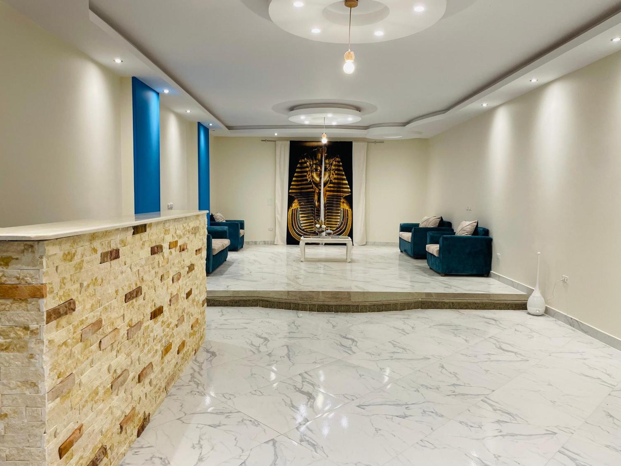 Golden Mask Pyramids Hotel