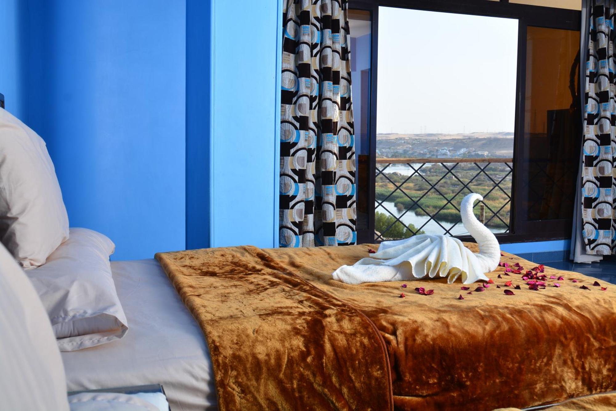 Nile Palace Guest house *