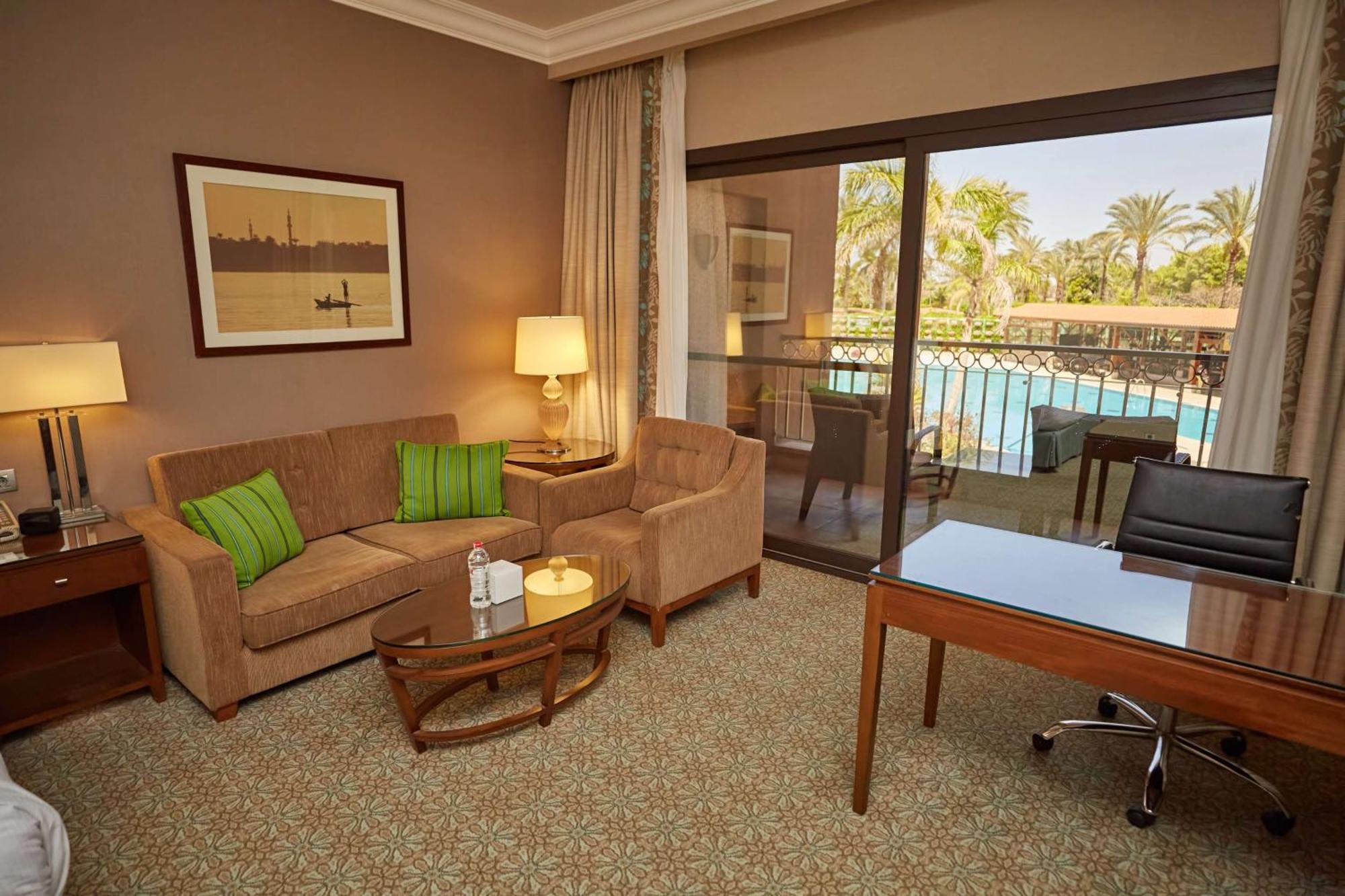 Hilton Alexandria King's Ranch 5*