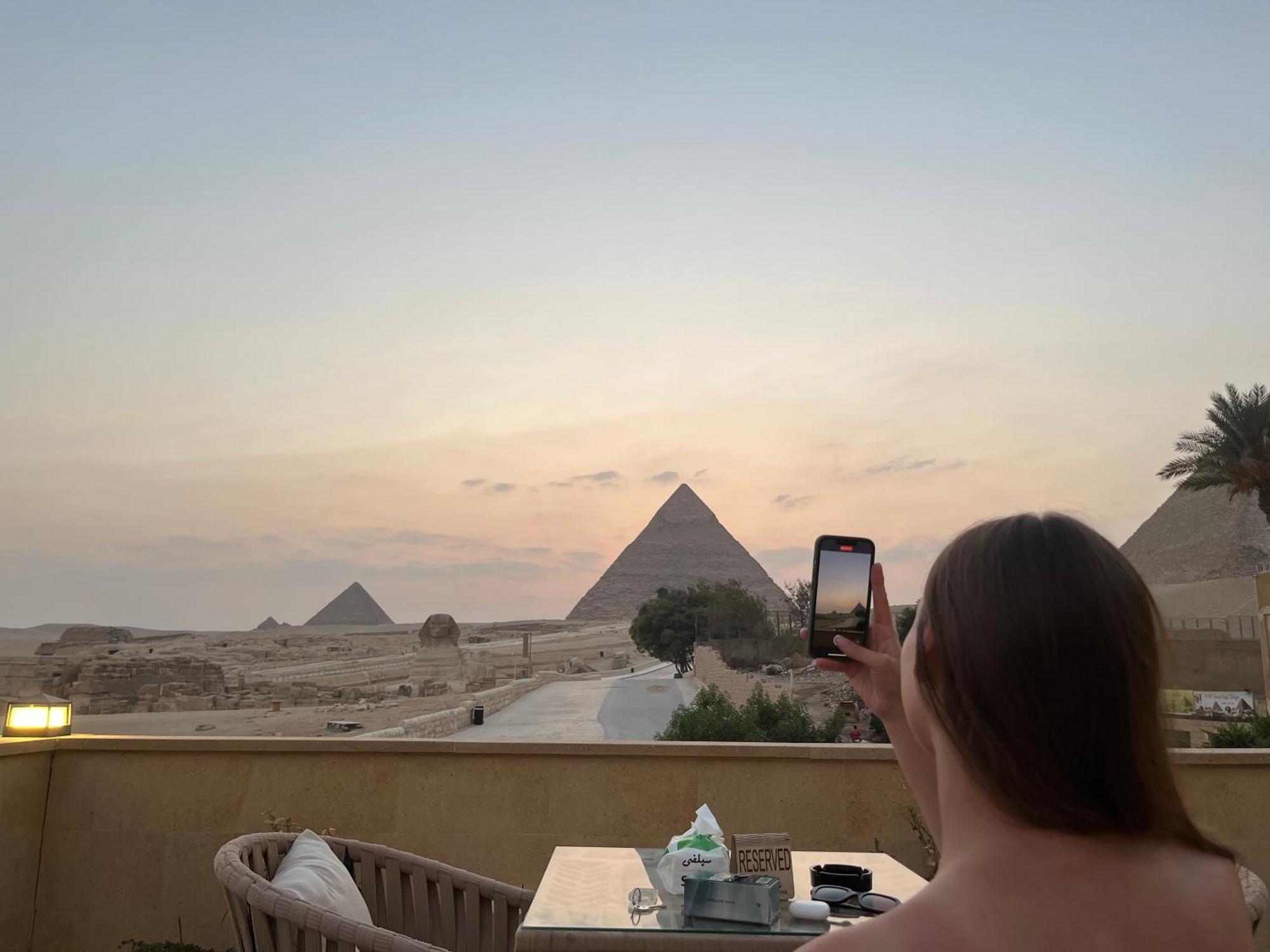 The Gate Front Pyramids & Sphinx View Hotel *