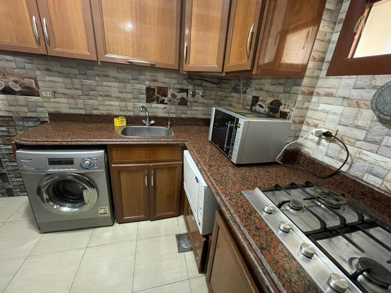 Apartment Sea View In Gleem Luxury - Saba Basha -