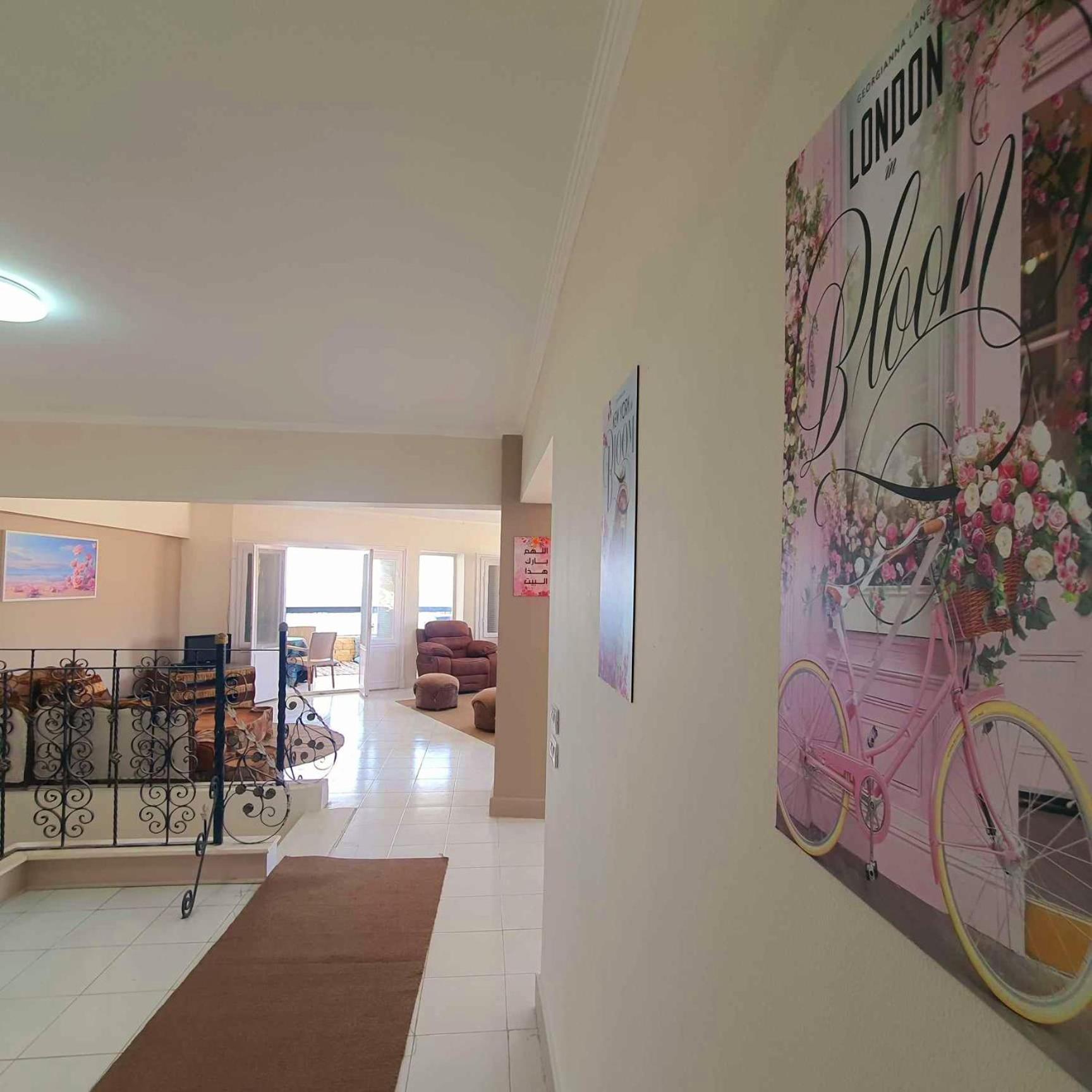 Bellevue Village Seaview Apartments: Family-friendly Agami Retreat Apartment *