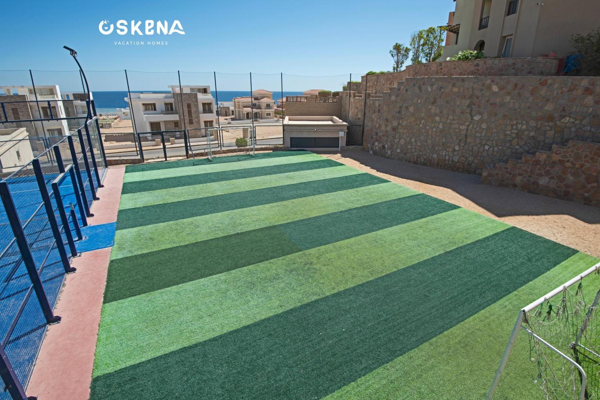 Oskena Azzurra Sahl Hasheesh *