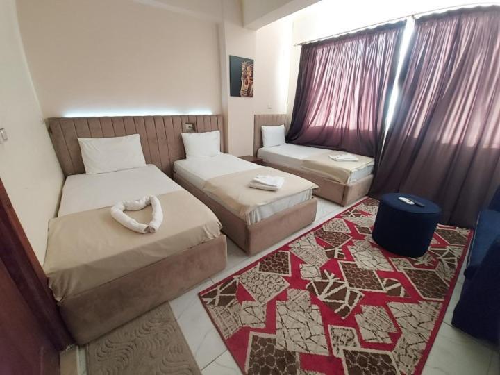 Hotel Dream Pyramids View