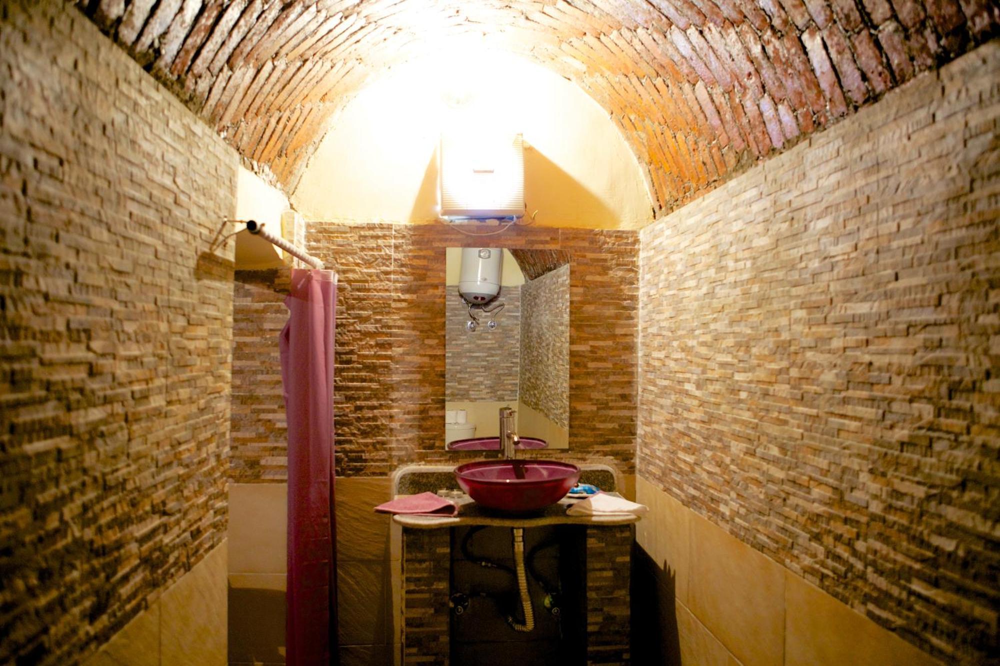 Hadouta Masreya Nubian