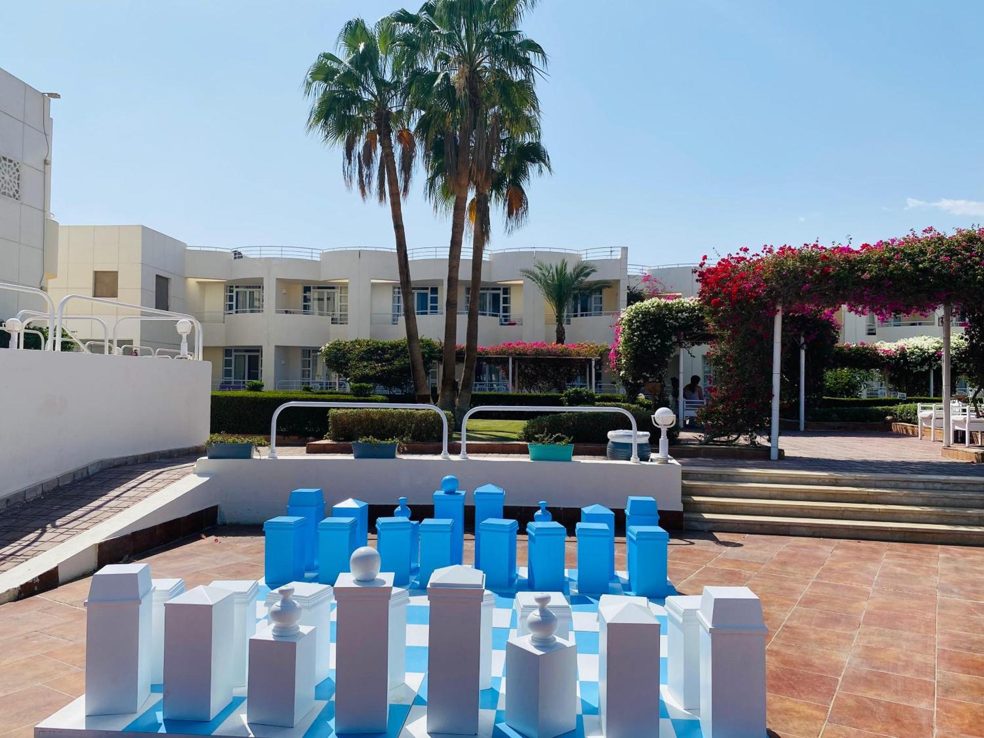 Reef Resort