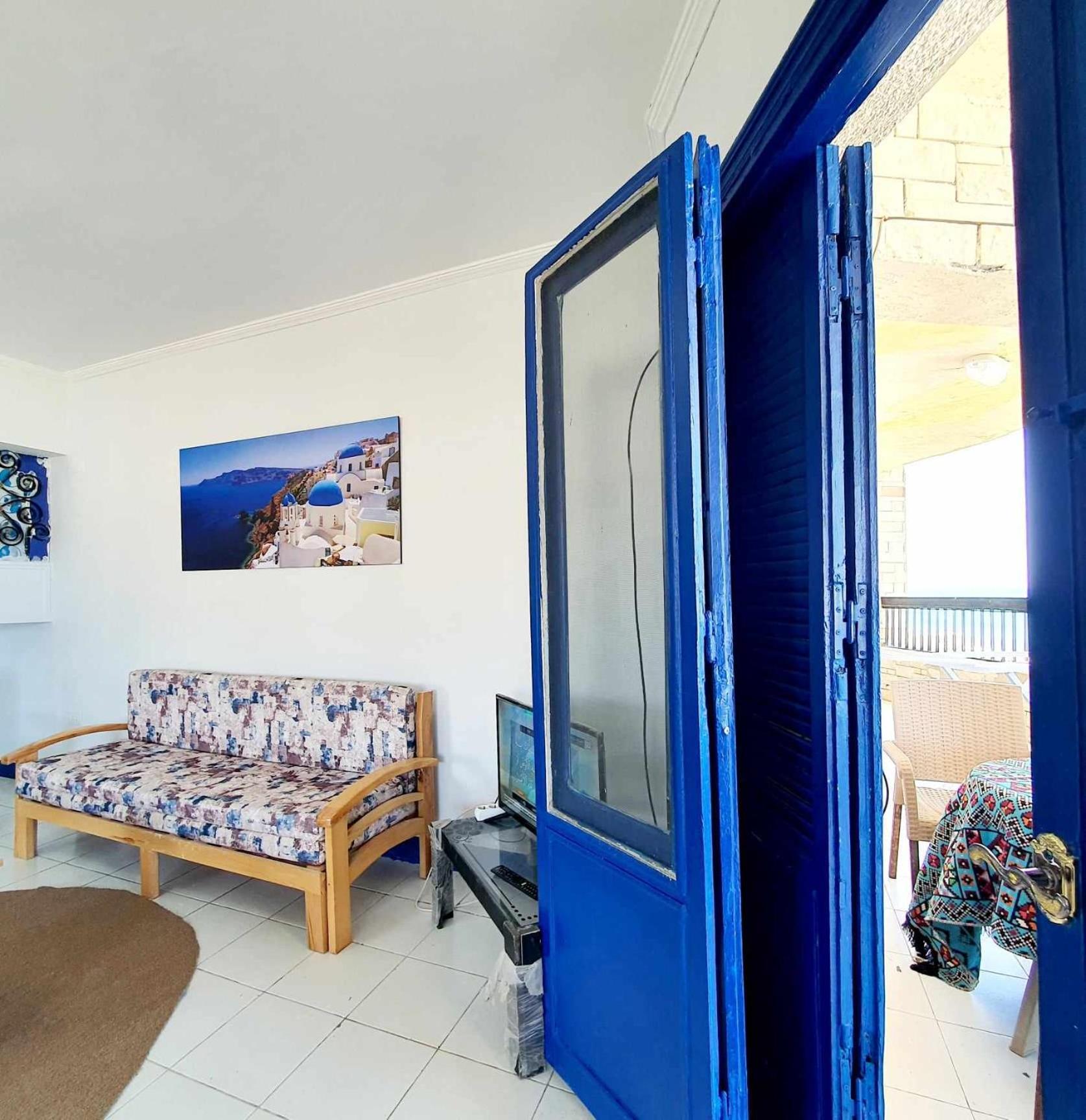 Sea View 3 Bedrooms 3 Toilets 3rd Floor Free Wifi Bellevue Village Agami Families Are Preferred Available Year Days Daire İskenderiye