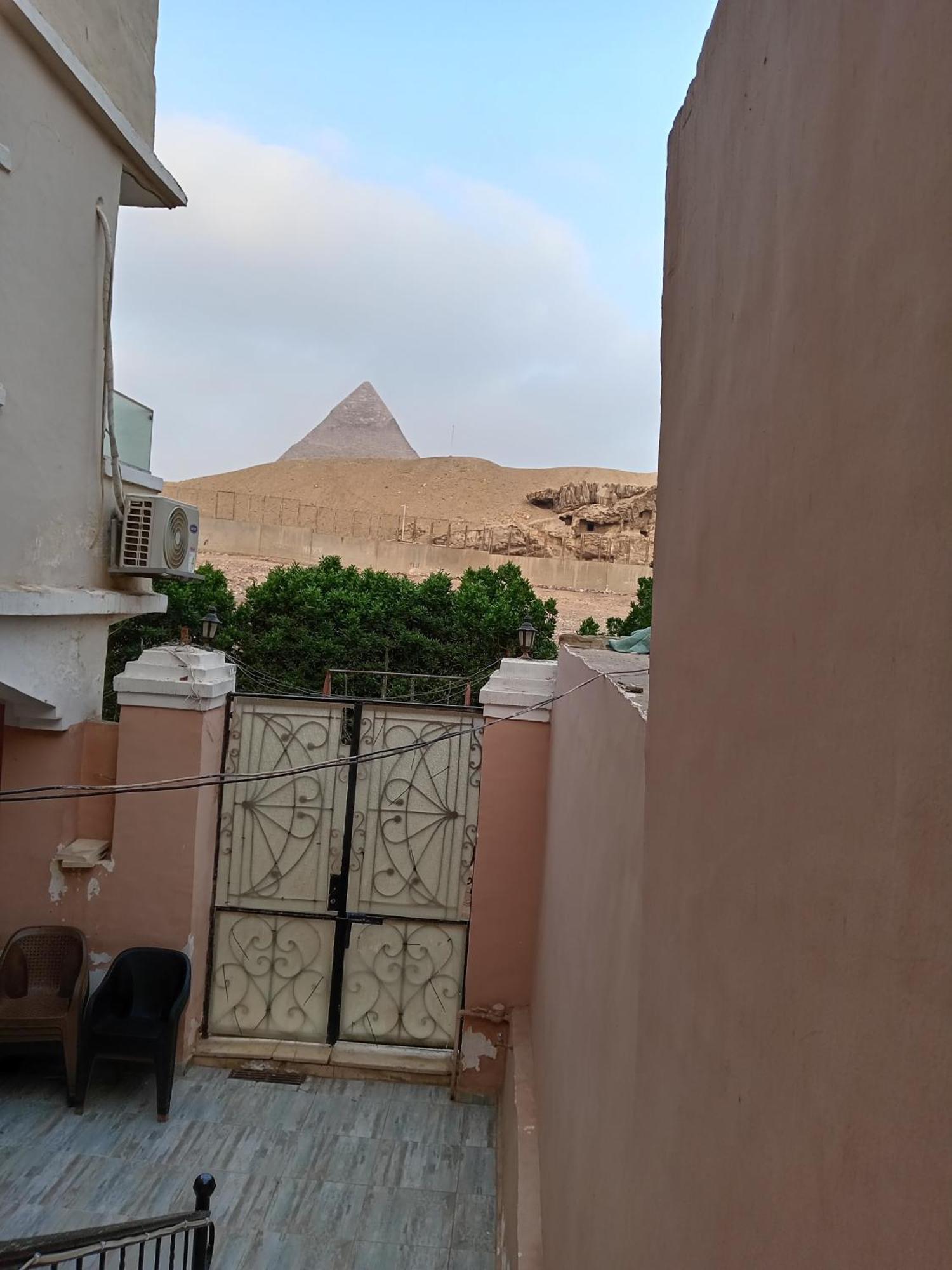 Grensha Pyramids *