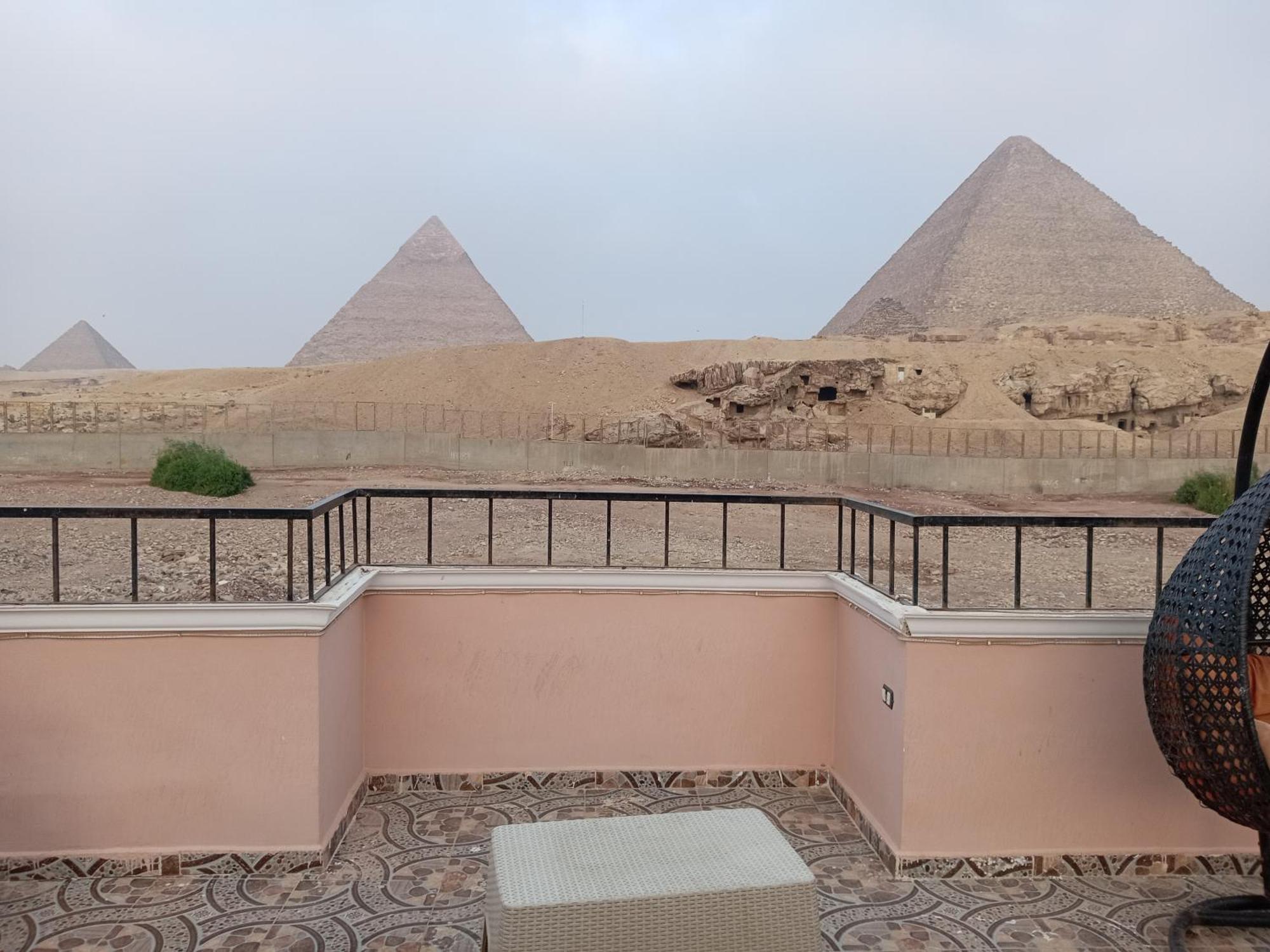 Guest house Grensha Pyramids