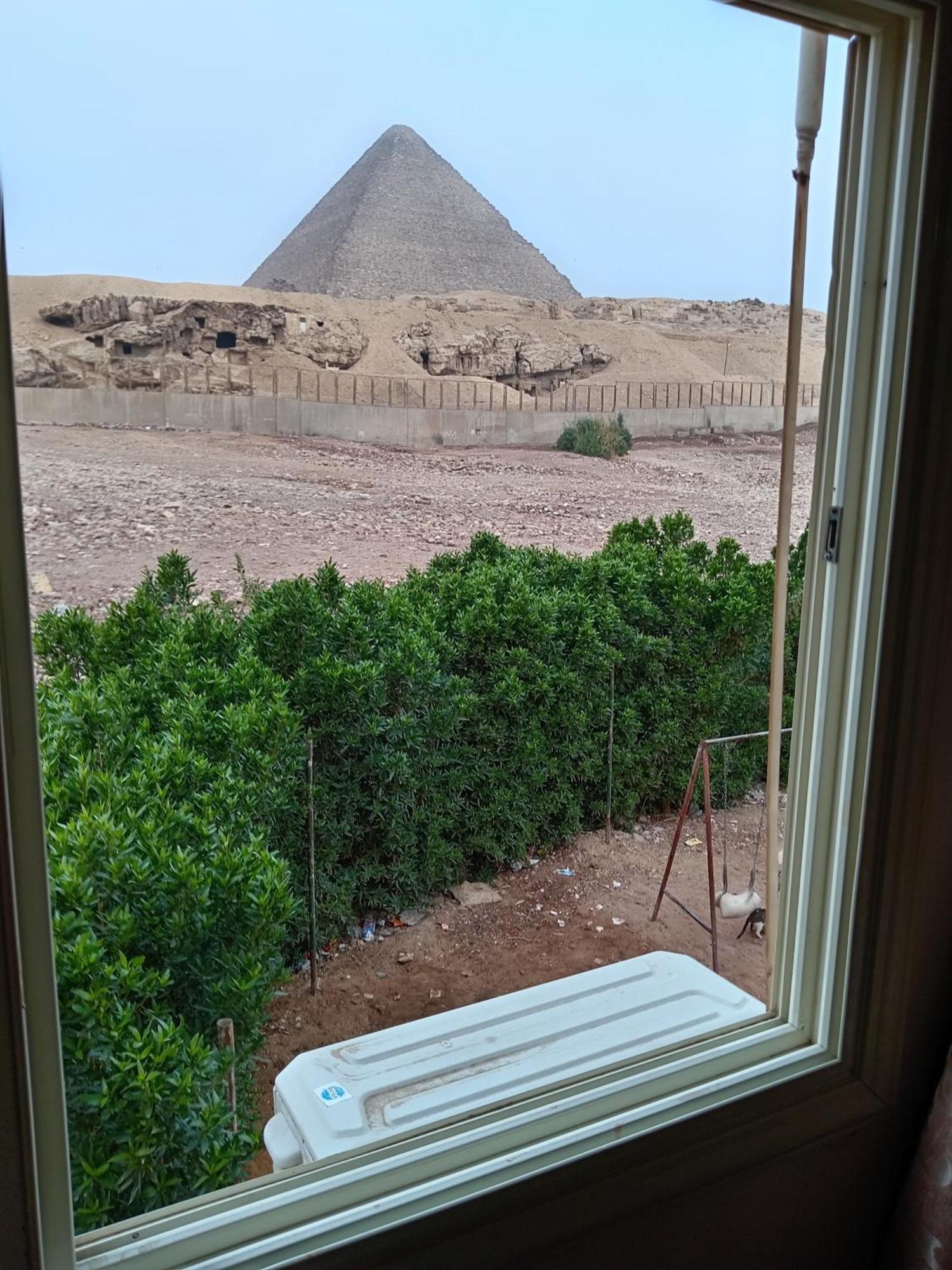 Grensha Pyramids *