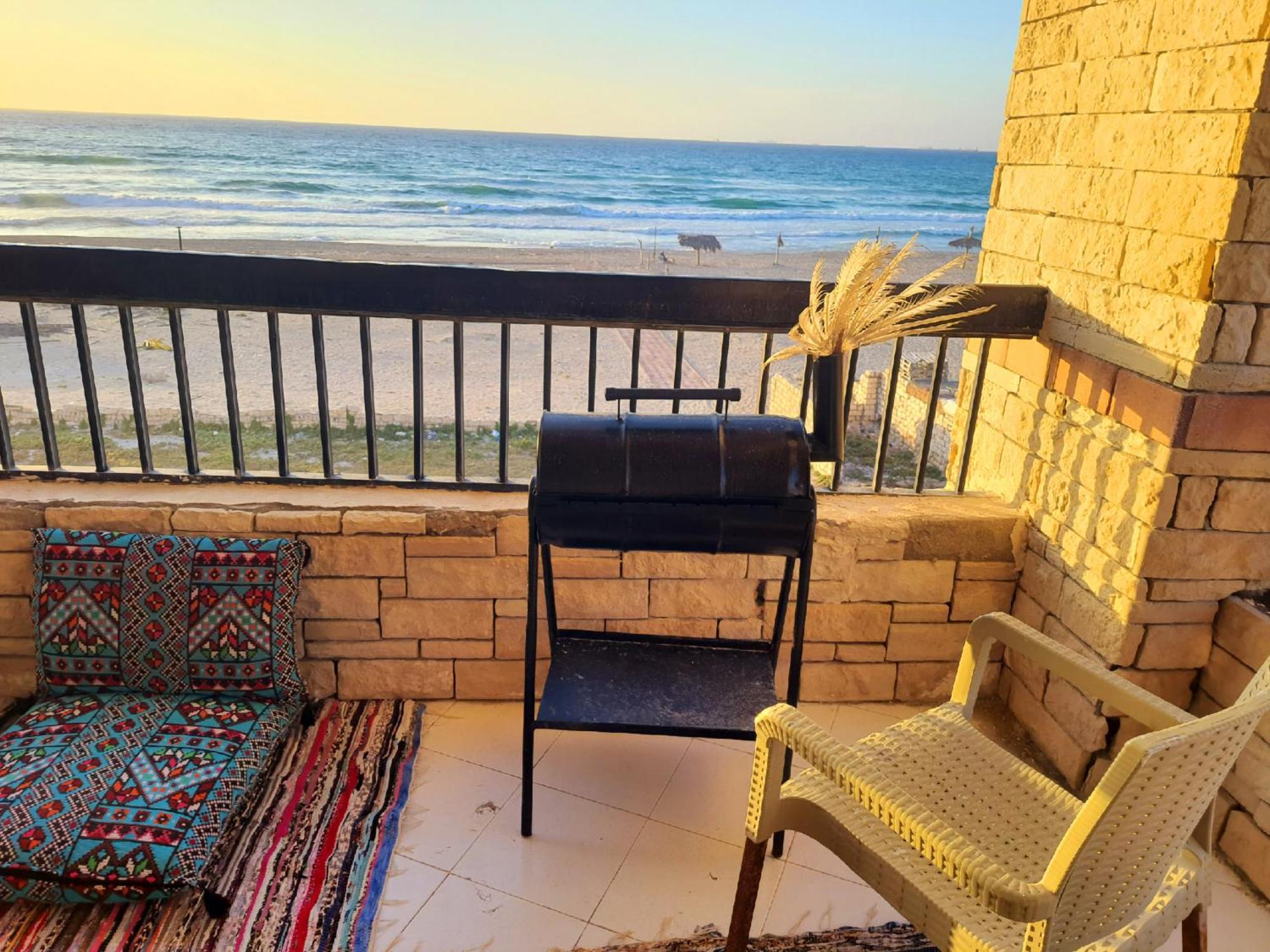 Sea View 3 Bedrooms 3 Toilets 3rd Floor Free Wifi Bellevue Village Agami Families Are Preferred Available Year Days Daire