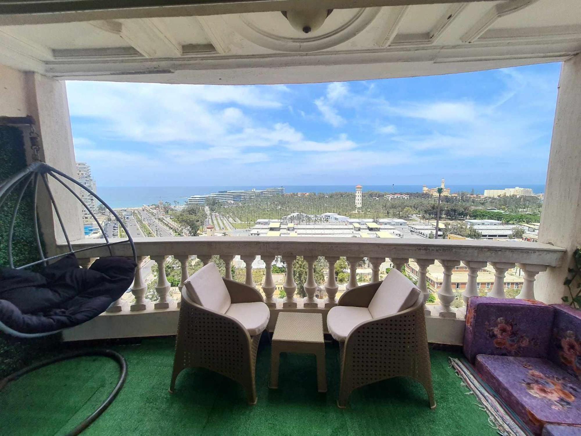Sea And Montaza Palace View 2 Bedrooms Alexandria,2 Full Bathrooms, With 2 Ac And 1 Stand Fan, Free Wifi , Available Year Days With 3 Heavy Blankets