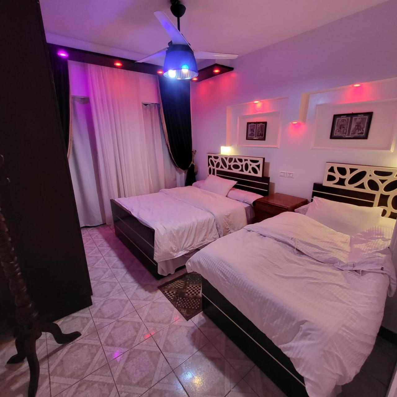 Apartment شقه فى ميامى بالاسكندريه مطله على البحر