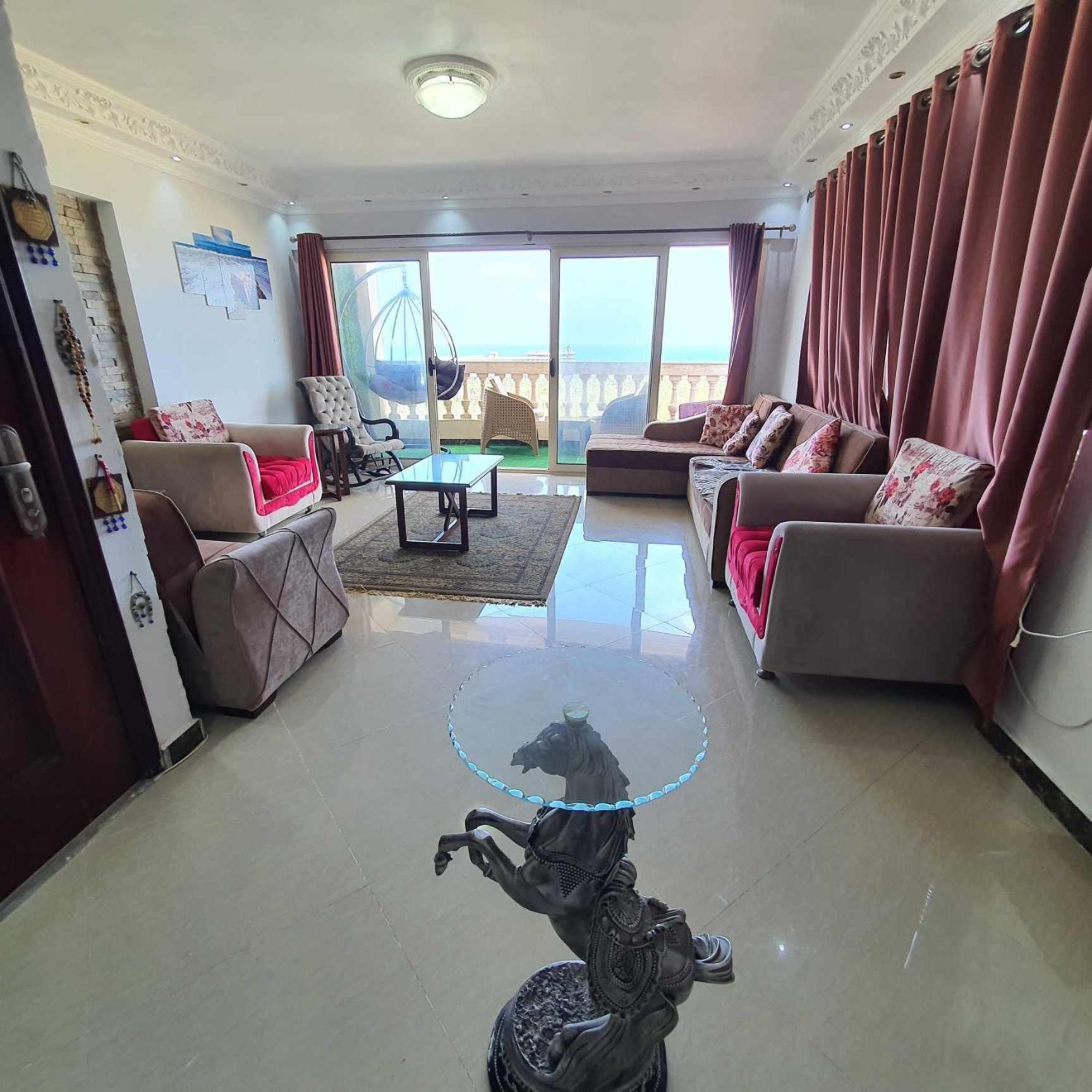 Sea And Montaza Palace View 2 Bedrooms Alexandria,2 Full Bathrooms, With 2 Ac And 1 Stand Fan, Free Wifi , Available Year Days With 3 Heavy Blankets Daire
