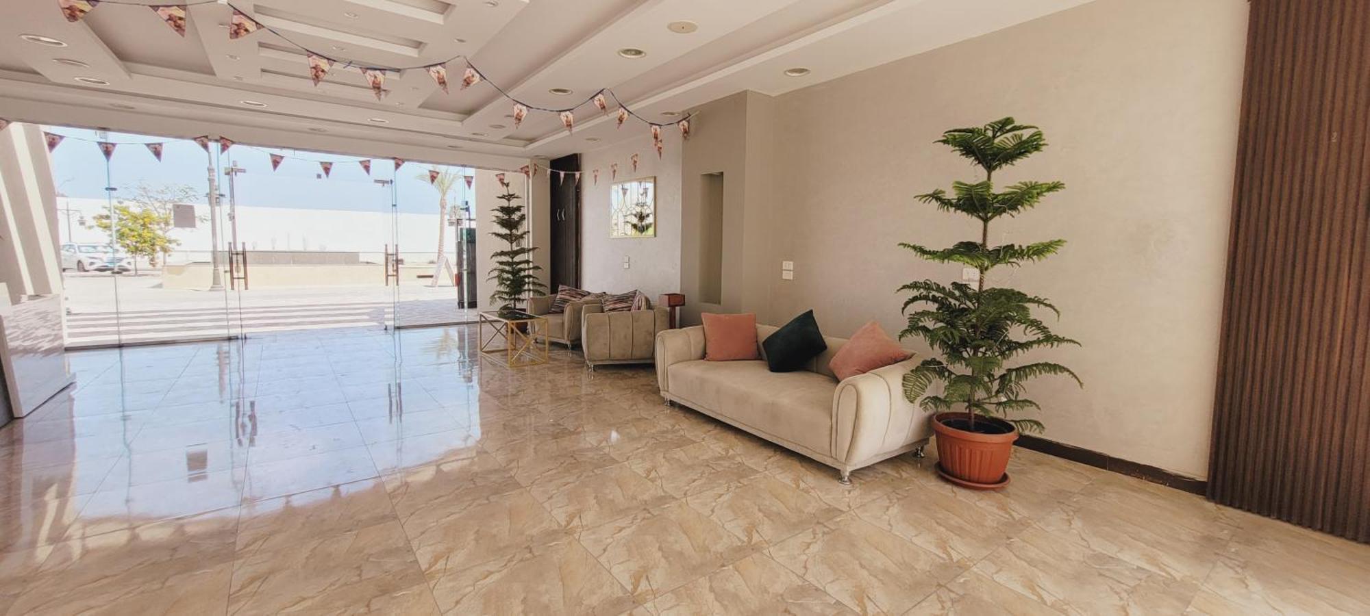 With Seaview, Amazing For Couples, Sunny & Seaview & Free Wi-fi Apartment