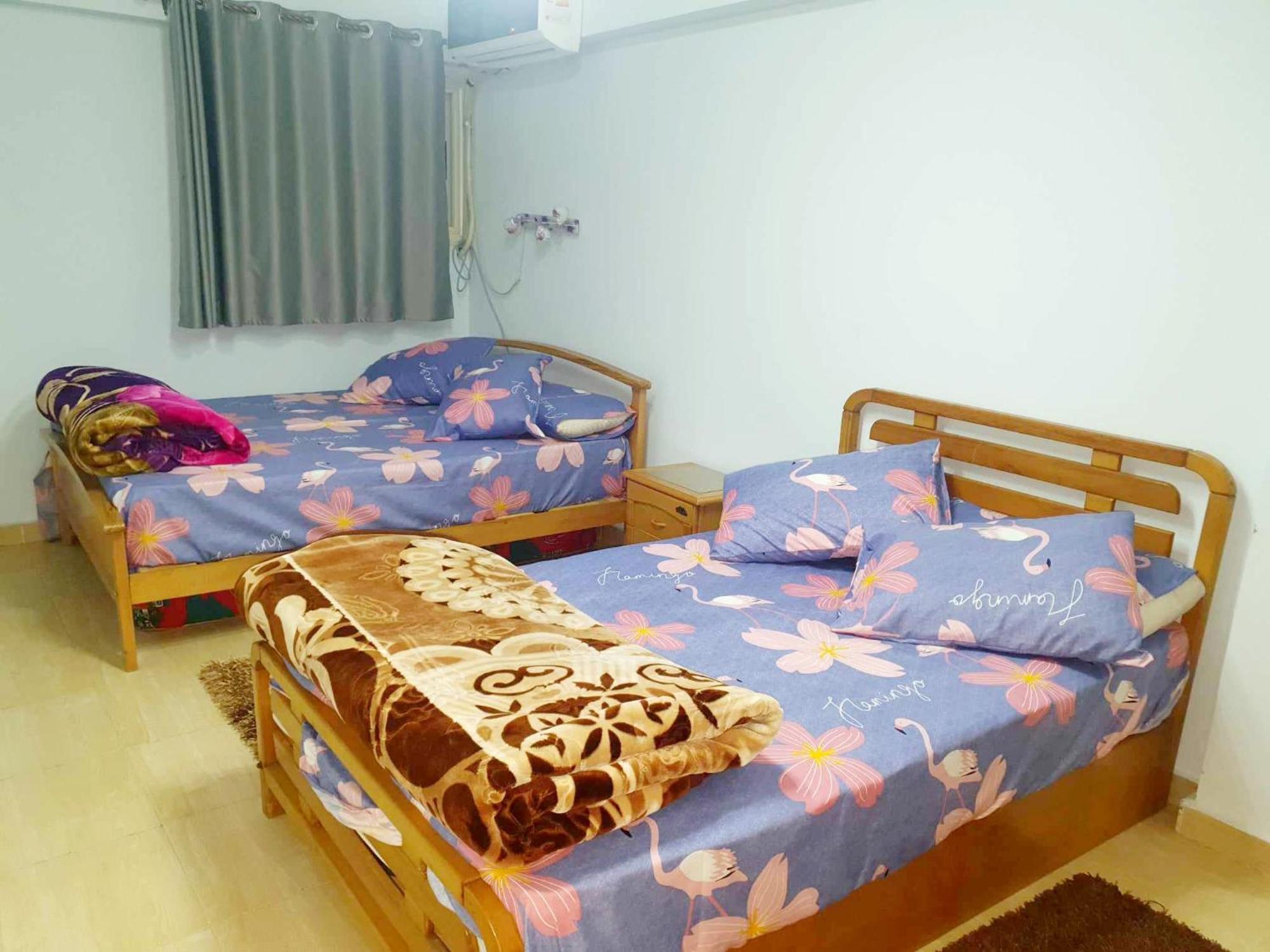 Apartment Sea And Montaza Palace View 2 Bedrooms Alexandria,2 Full Bathrooms, With 2 Ac And 1 Stand Fan, Free Wifi , Available Year Days With 3 Heavy Blankets