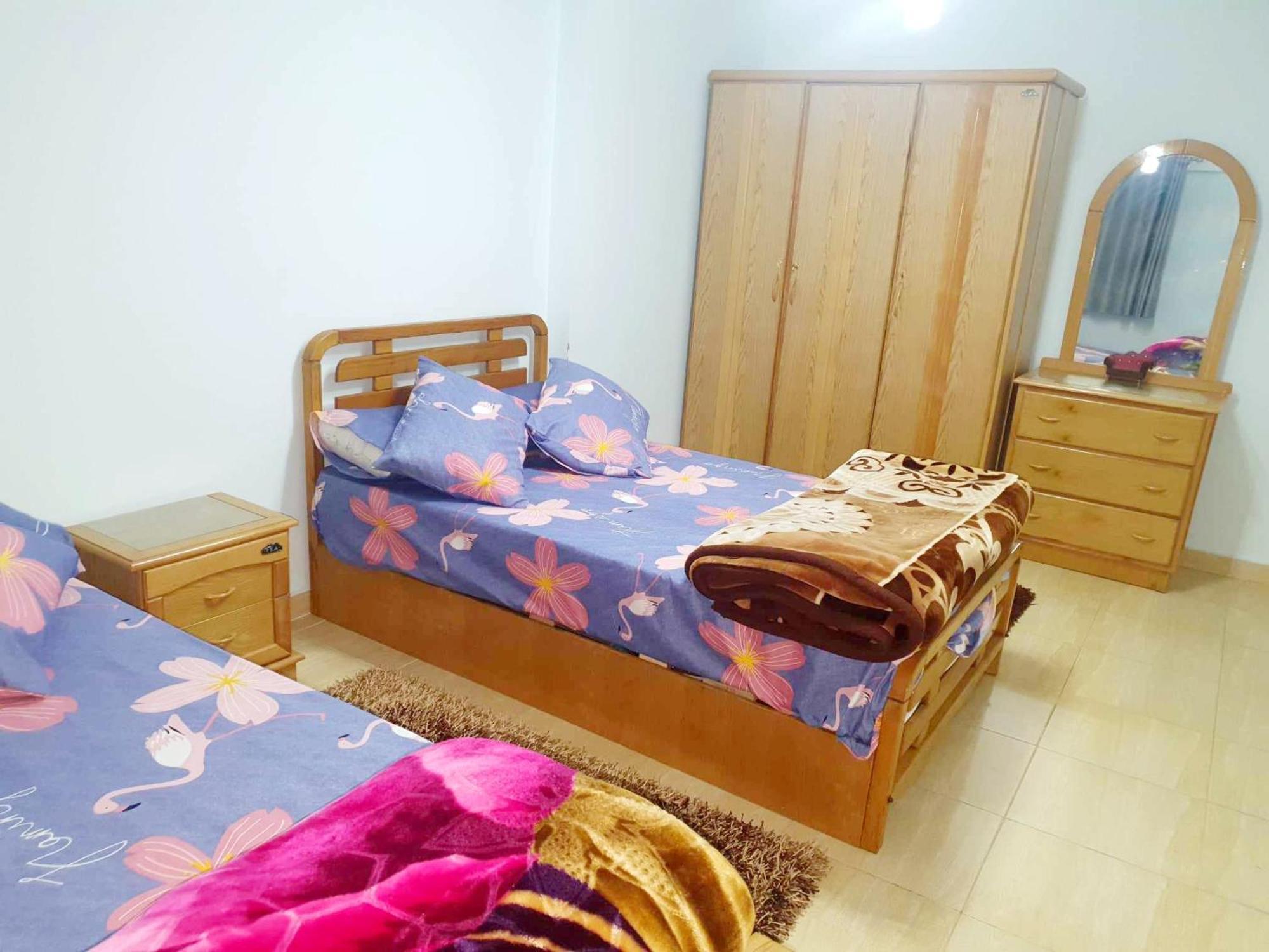 Sea And Montaza Palace View 2 Bedrooms Alexandria,2 Full Bathrooms, With 2 Ac And 1 Stand Fan, Free Wifi , Available Year Days With 3 Heavy Blankets Daire *