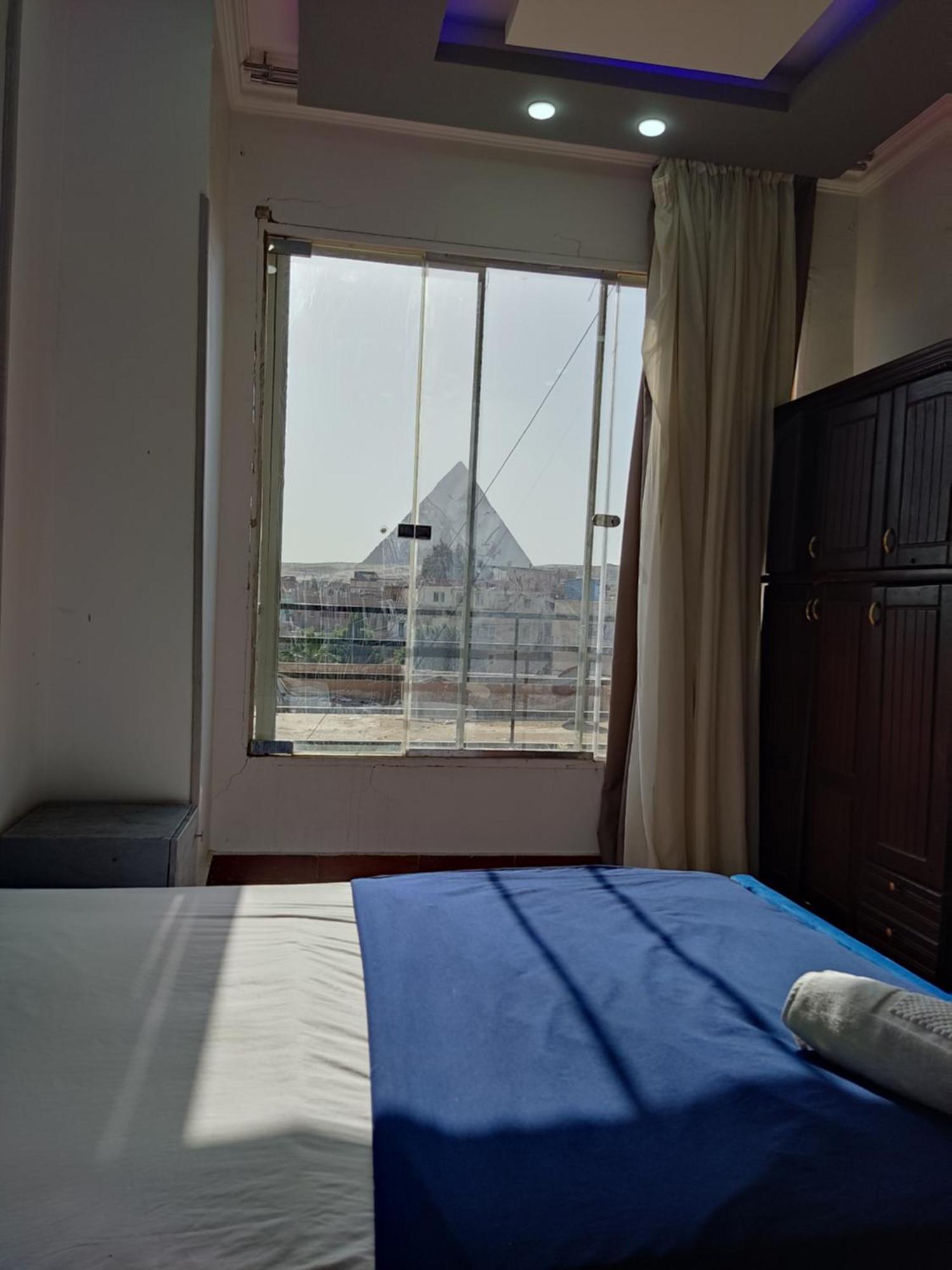 Hotel Dream Pyramids View