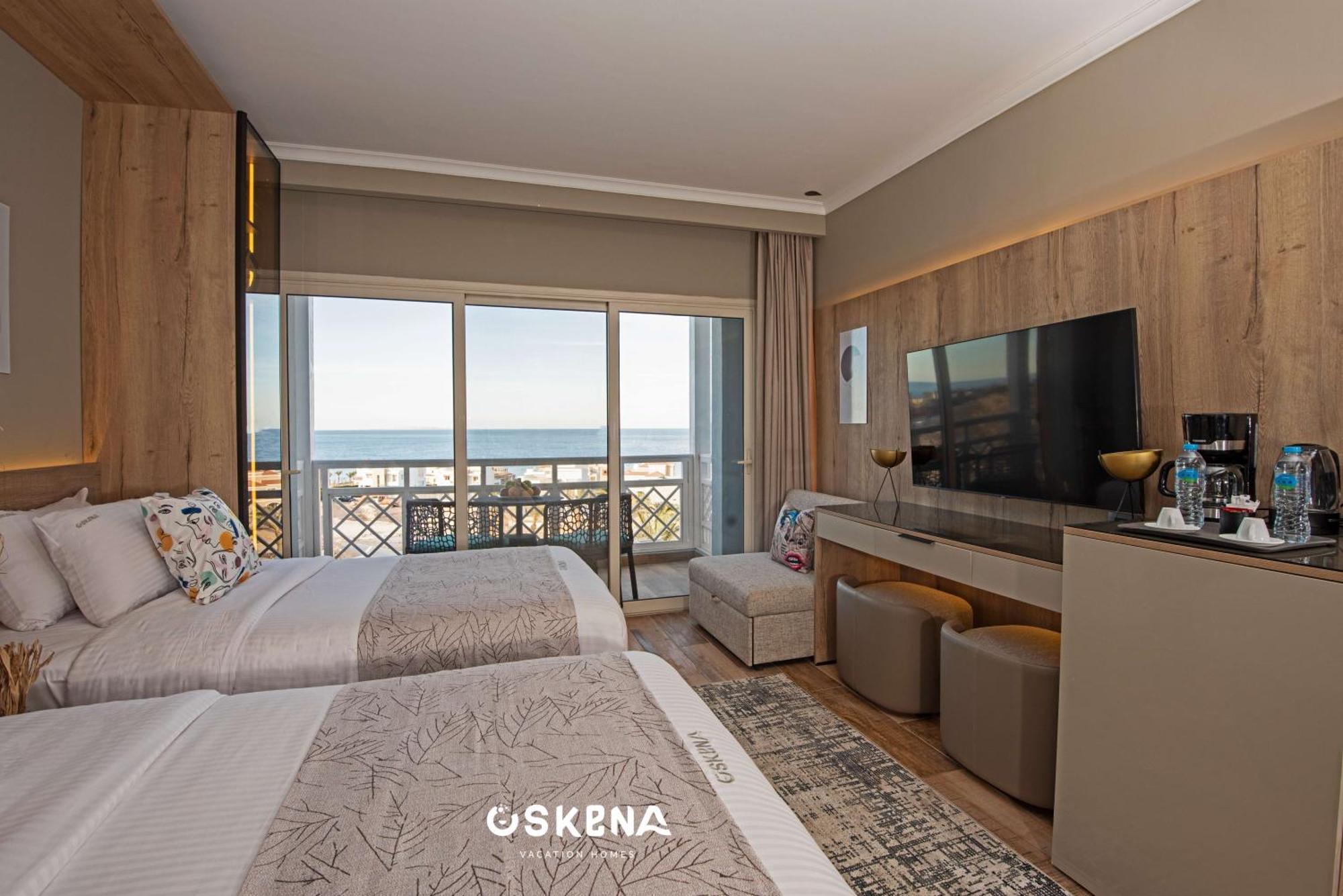 Oskena Azzurra Sahl Hasheesh *