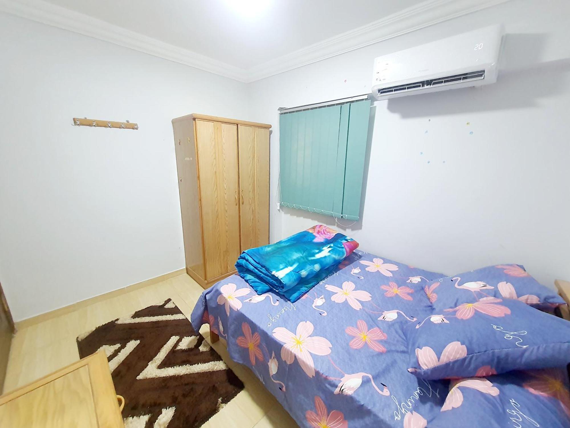 Daire Sea And Montaza Palace View 2 Bedrooms Alexandria,2 Full Bathrooms, With 2 Ac And 1 Stand Fan, Free Wifi , Available Year Days With 3 Heavy Blankets İskenderiye