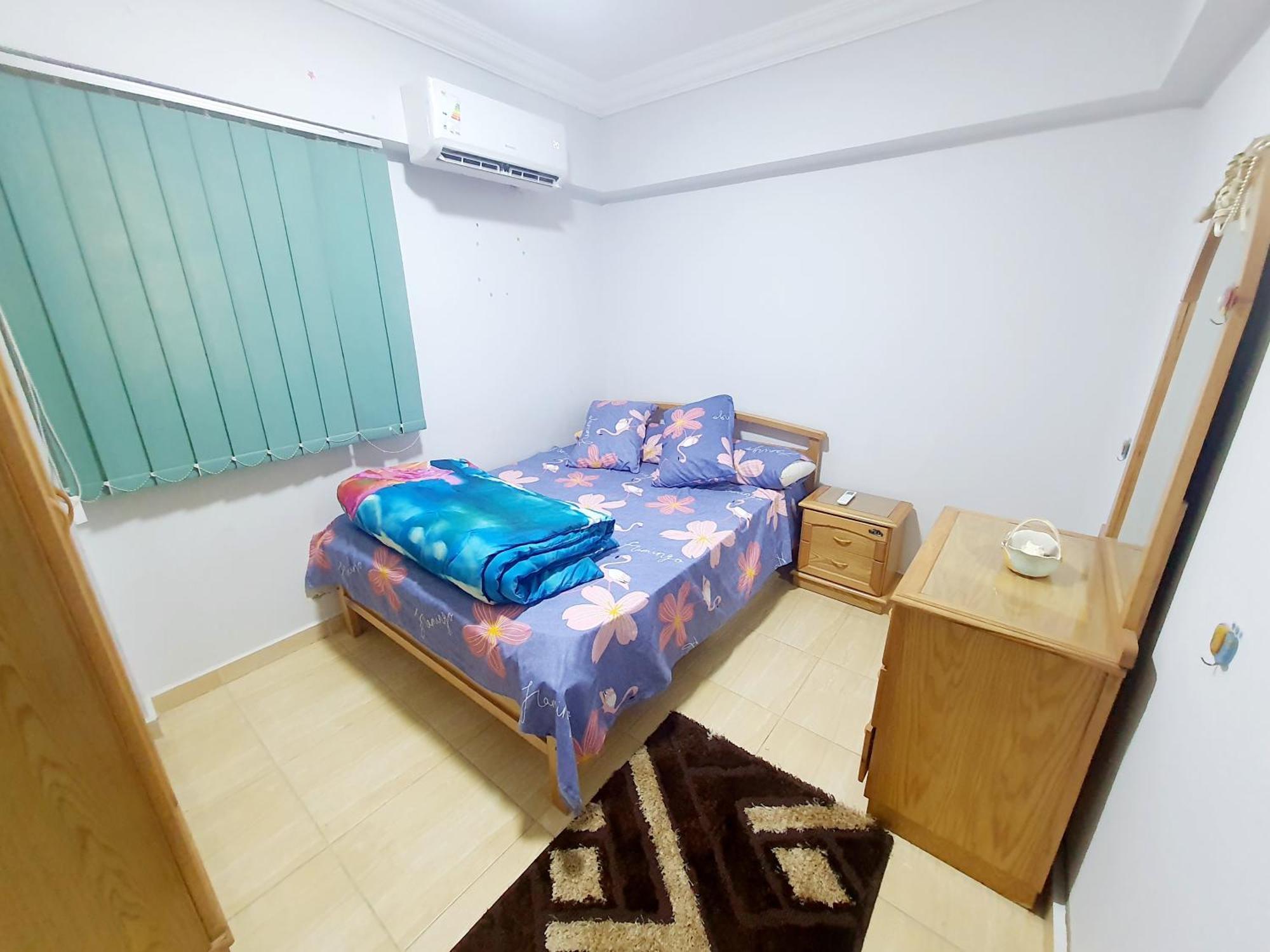 Sea And Montaza Palace View 2 Bedrooms Alexandria,2 Full Bathrooms, With 2 Ac And 1 Stand Fan, Free Wifi , Available Year Days With 3 Heavy Blankets * İskenderiye