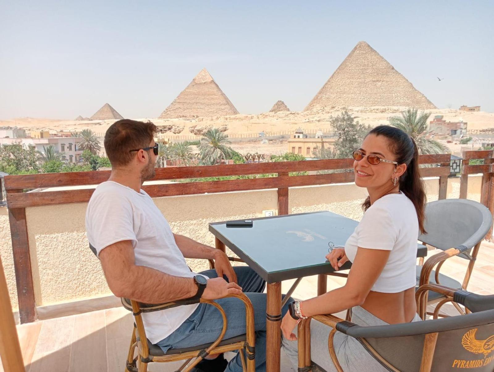 Pyramids Era View Inn *