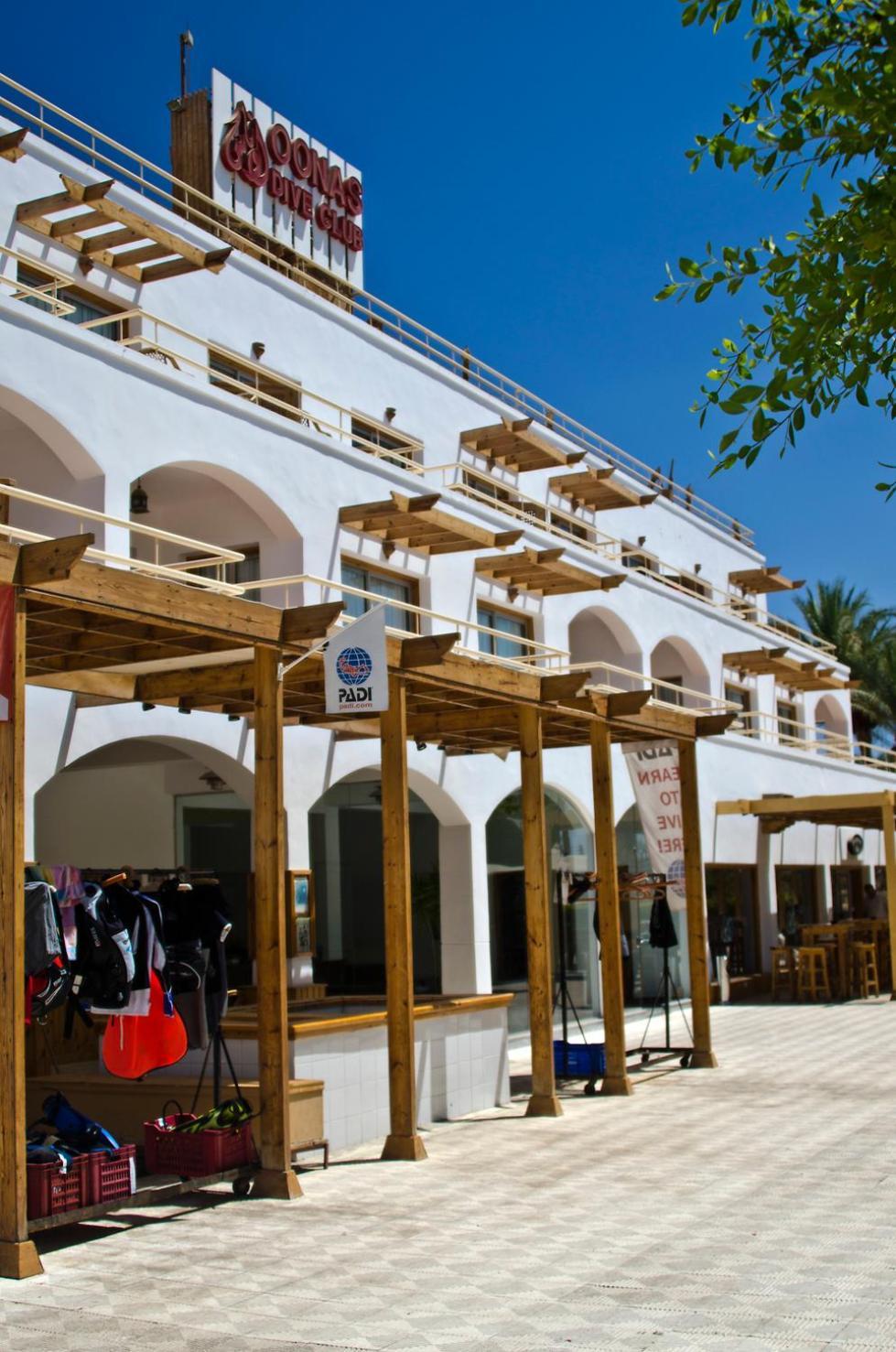 Resort Oonas Dive Club 2*
