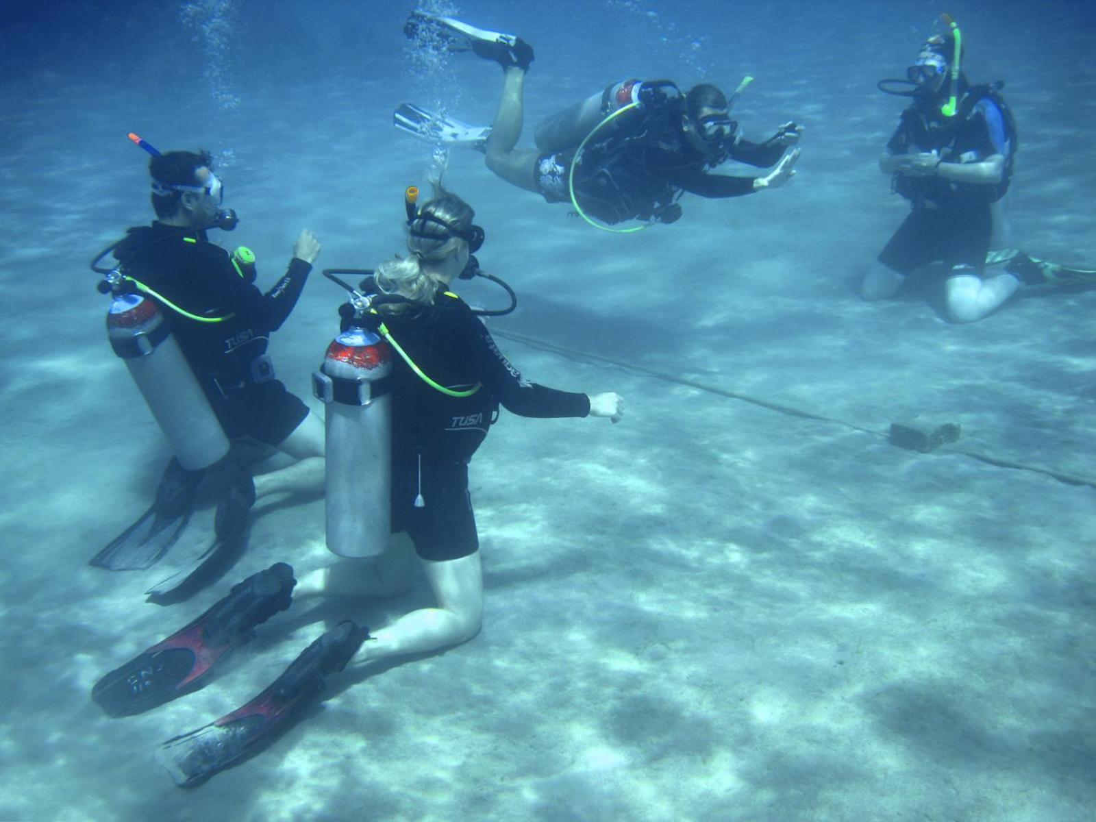 Resort Oonas Dive Club 2*