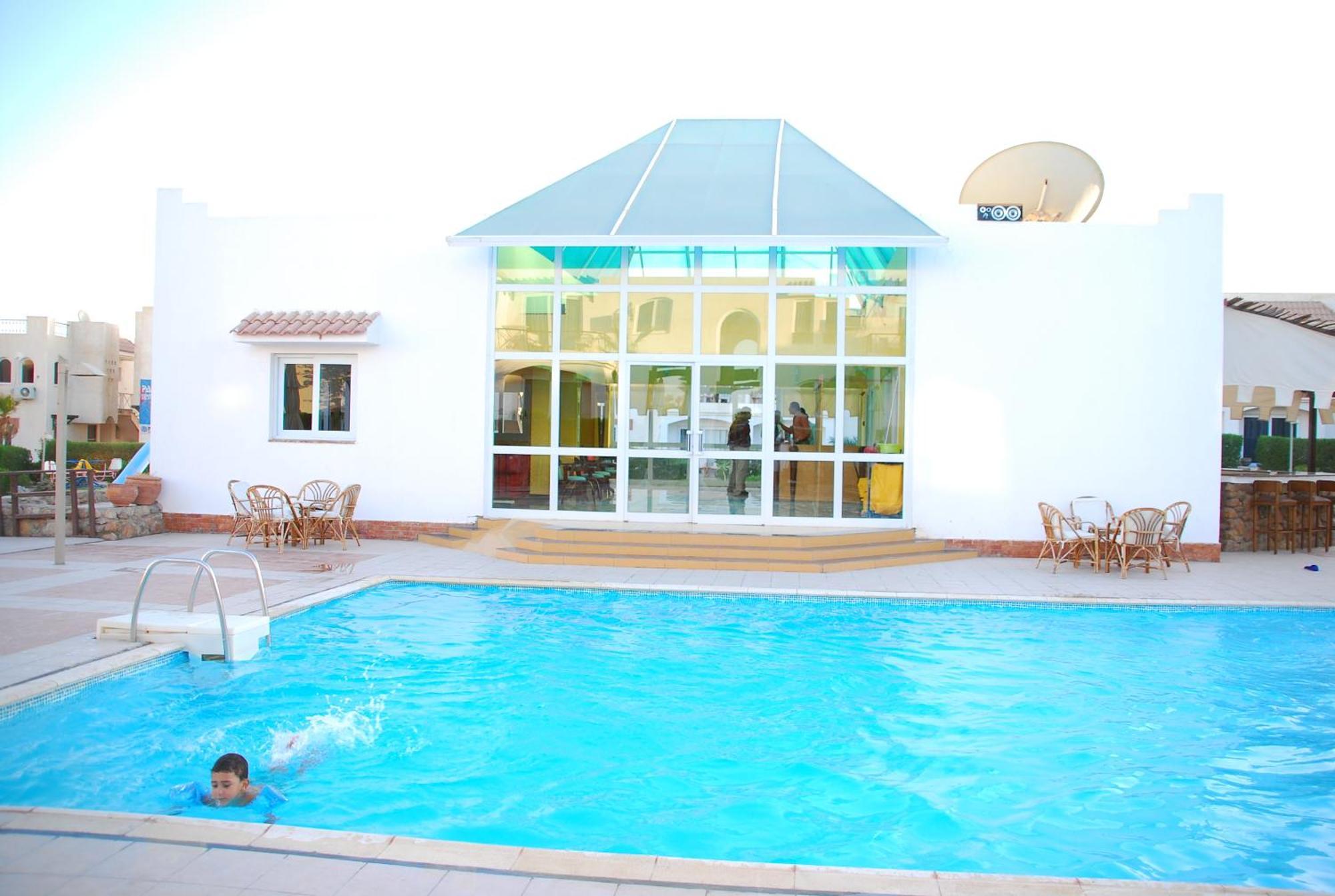 Resort Logaina 3*