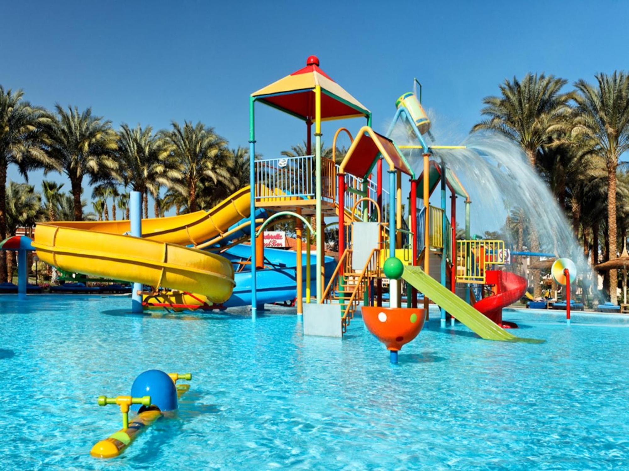 Complex Beach Albatros Aqua Park -