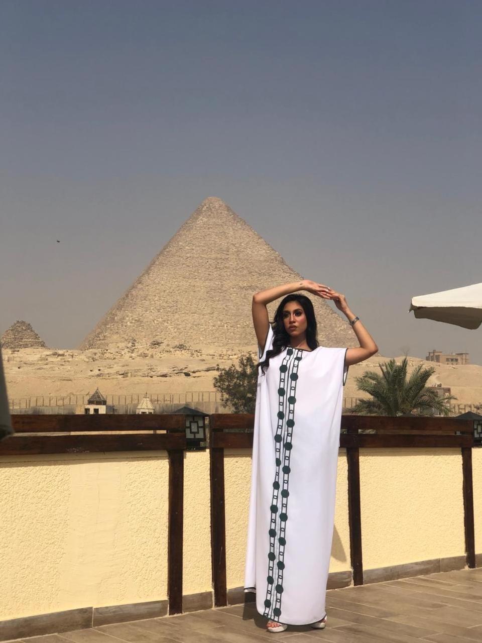 Pyramids Era View