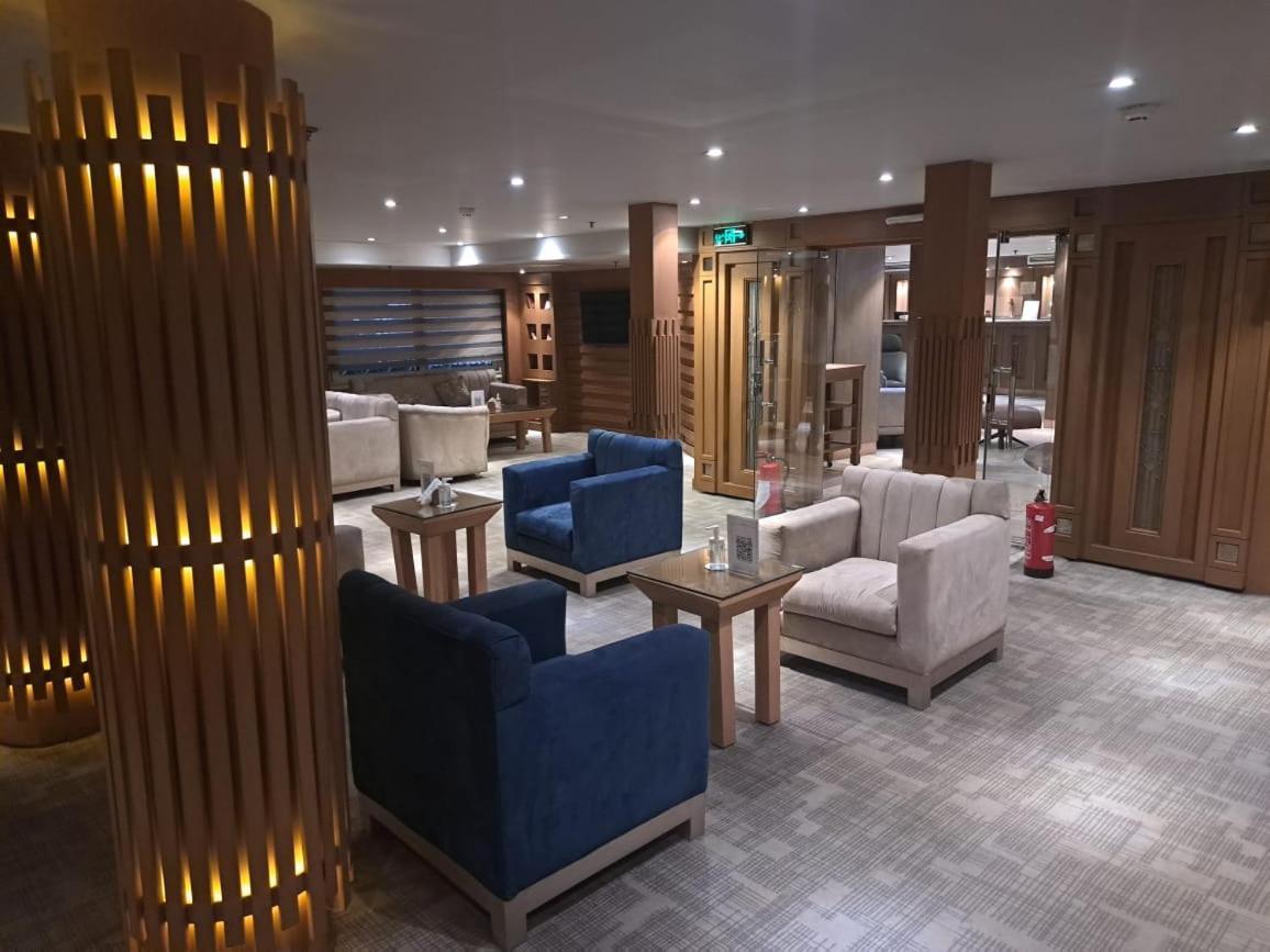 Five Star Nile Cruise From To Luxor Botel Assuan