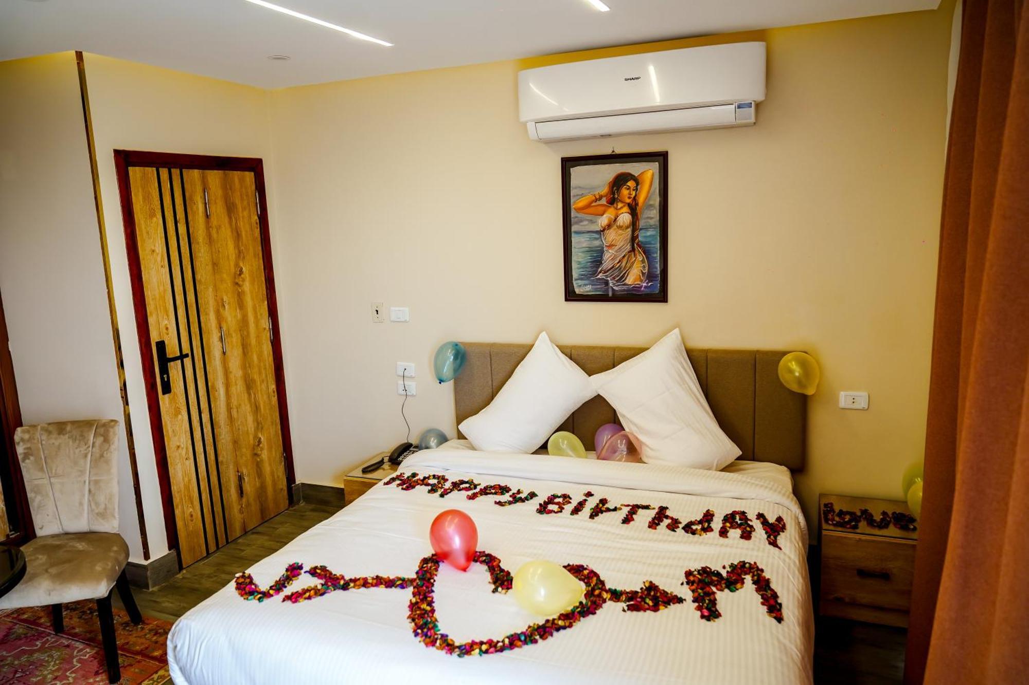 Pyramids 4* Kafret el-Gabal