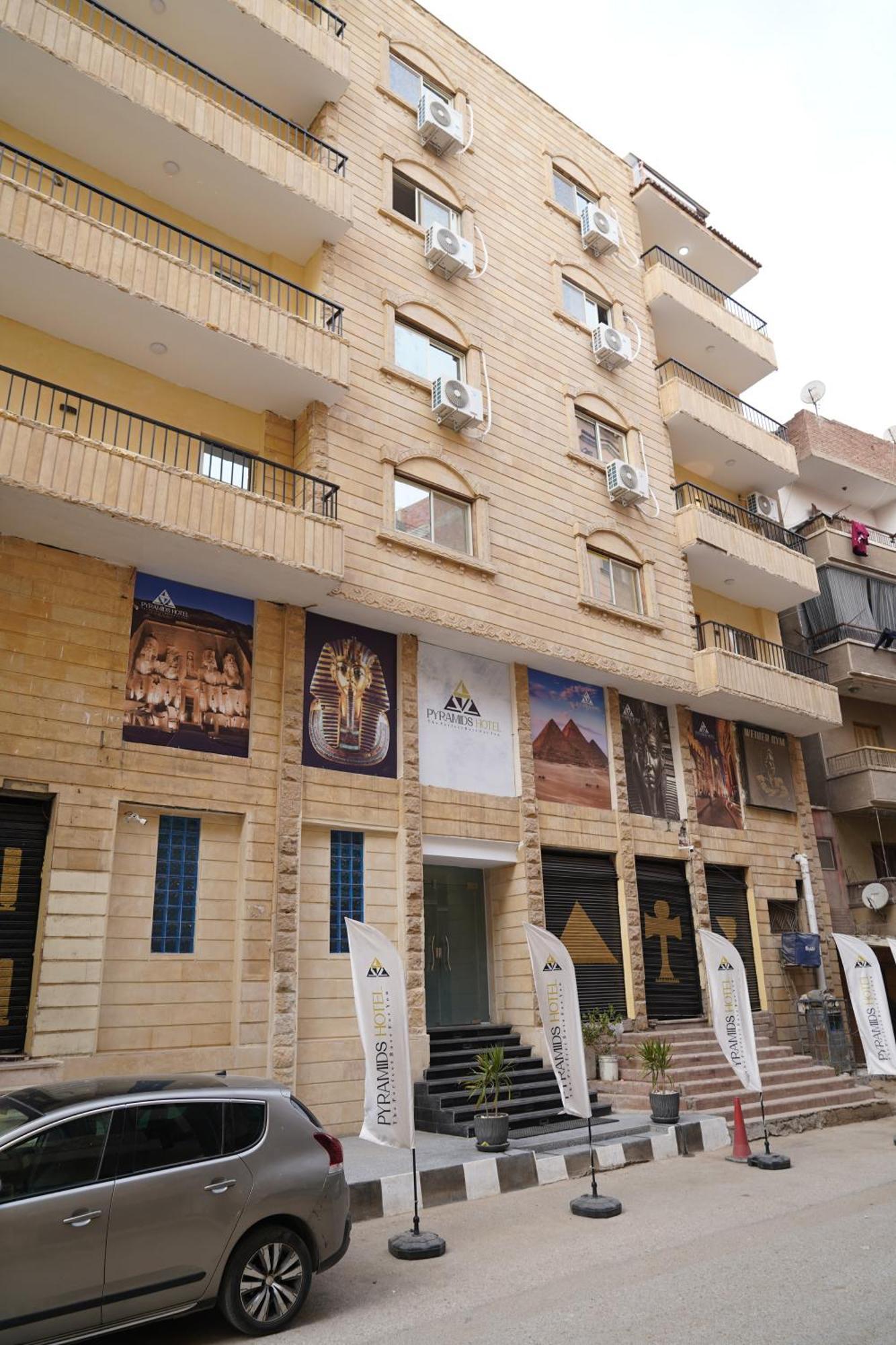 Pyramids Otel Kafret el-Gabal