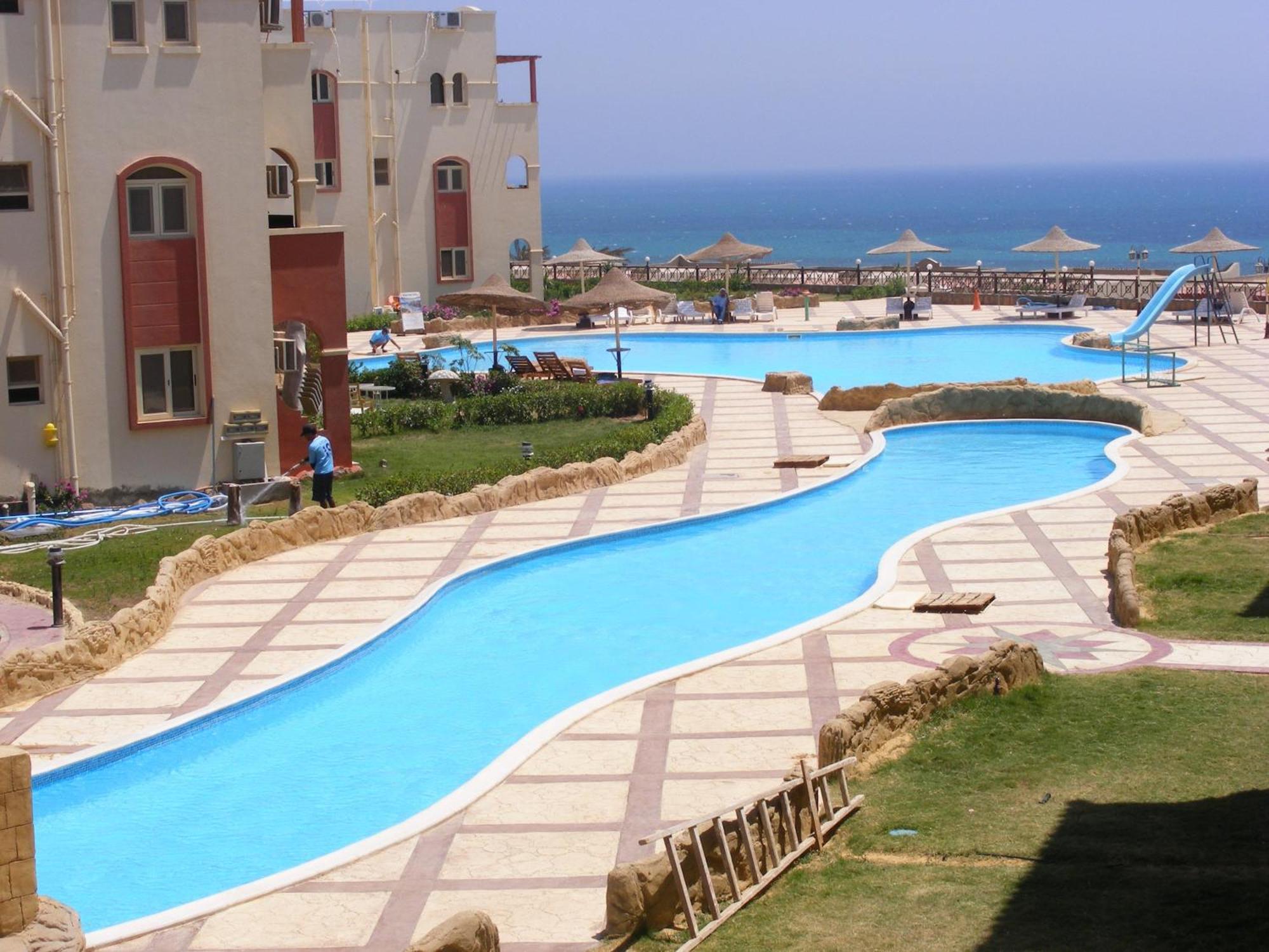 Resort La Sirena & - Families Only Ain Sukhna