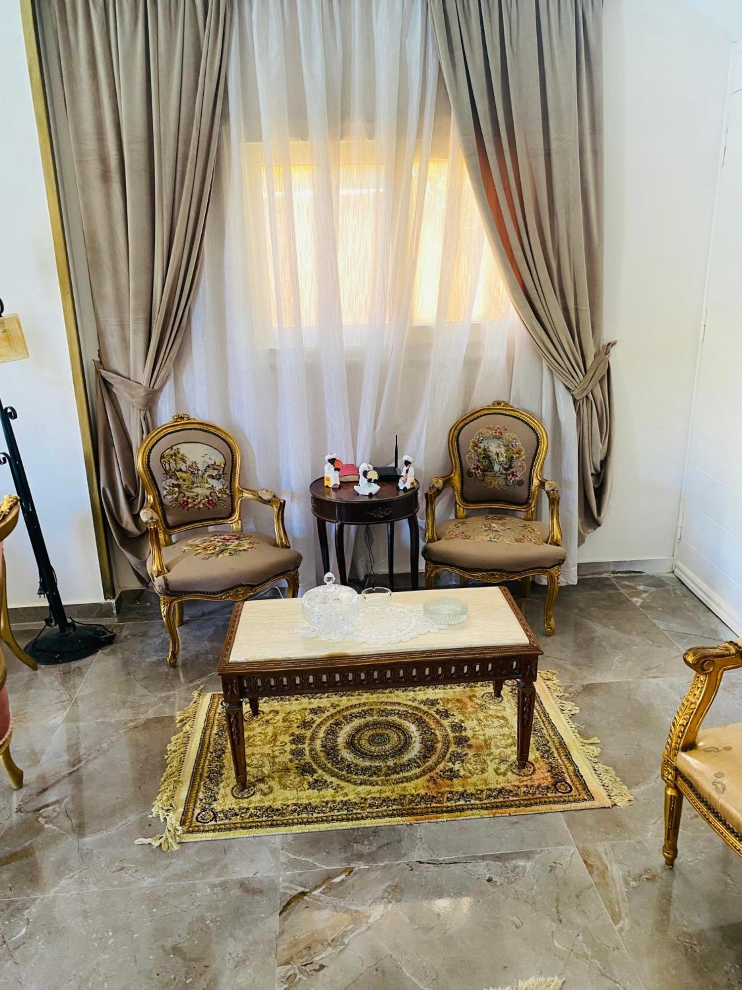Lovely 5- Bedroom With Overflow Pool With Garden At Oasis Villa Alexandria