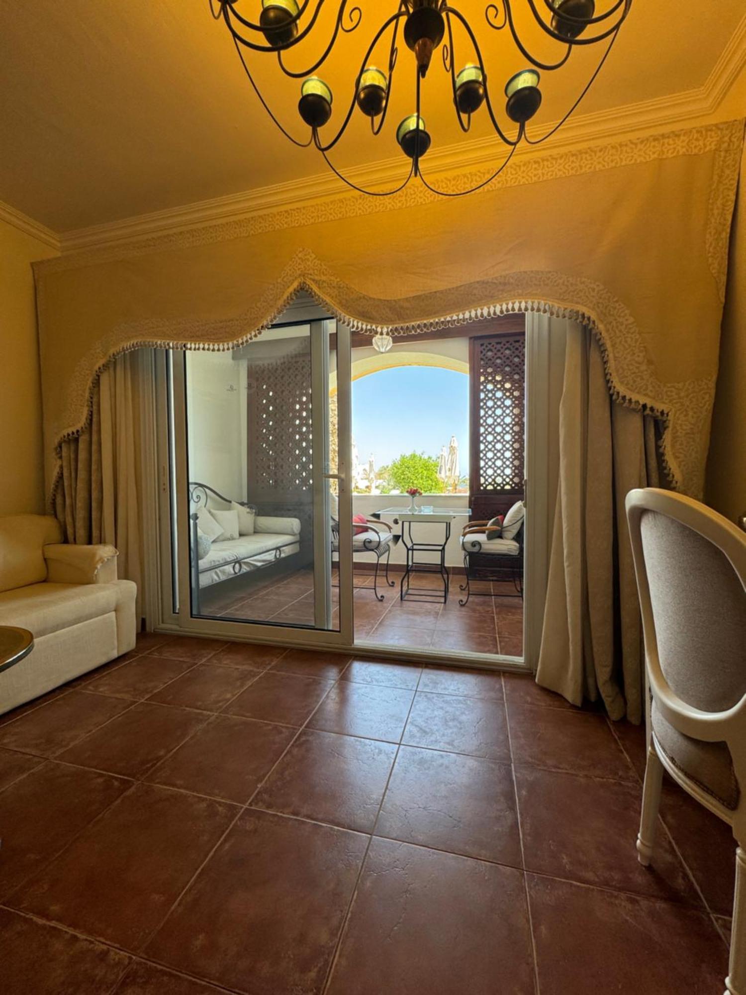 Prestige 52 - Luxury Sea View At Coral Bay *