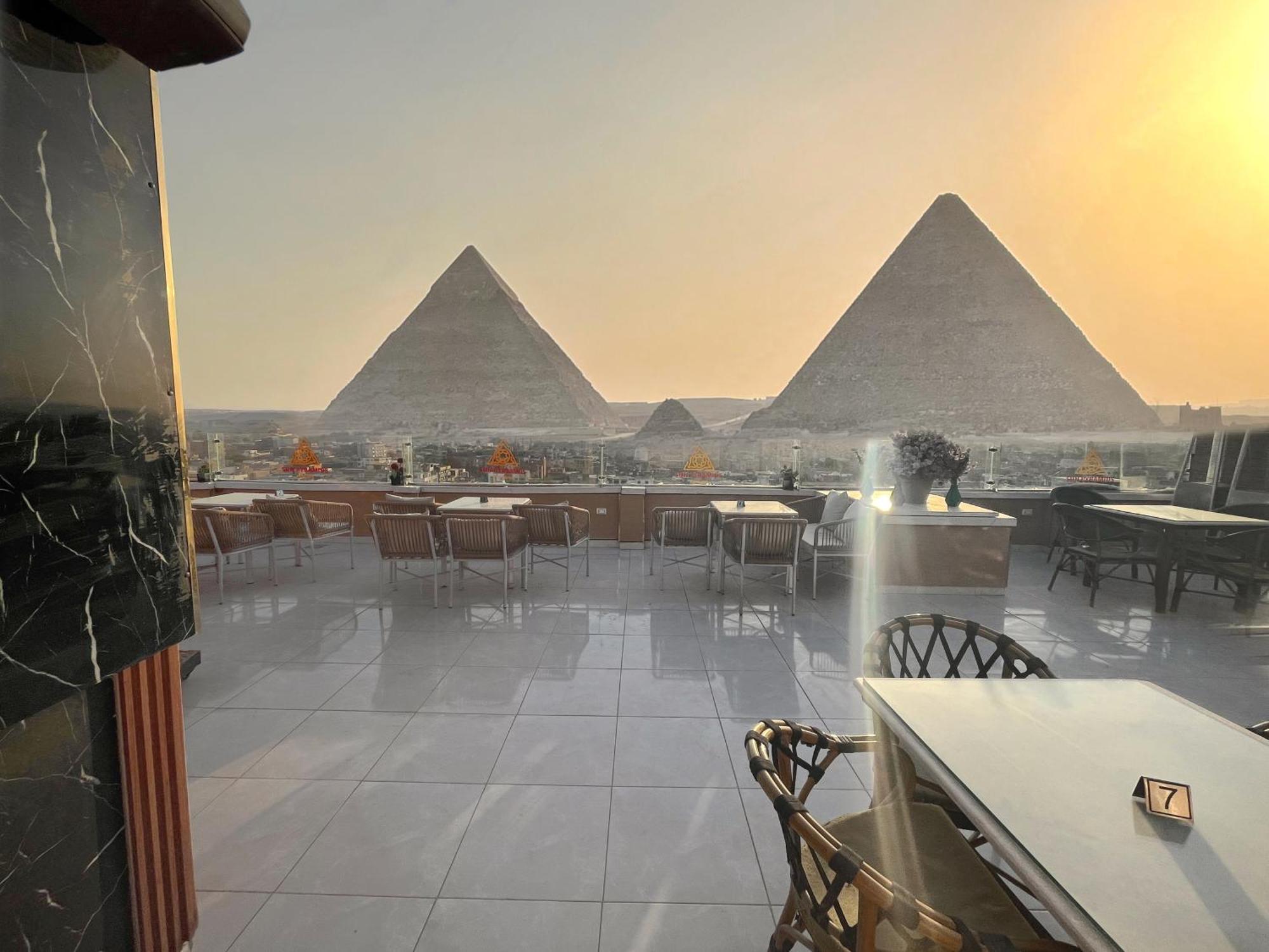 Jacuzzi Pyramids View Cairo