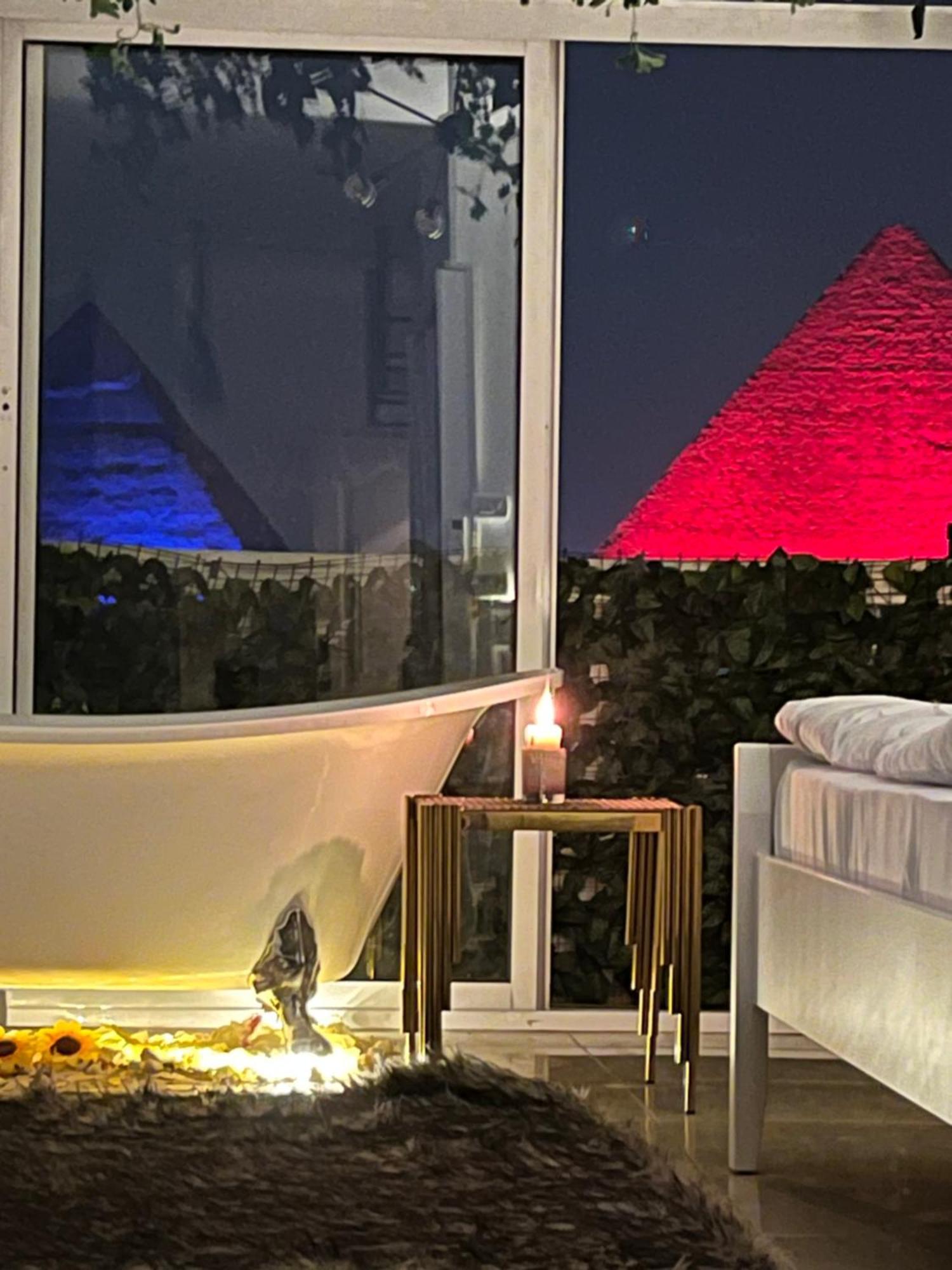 Jacuzzi Pyramids View * Cairo