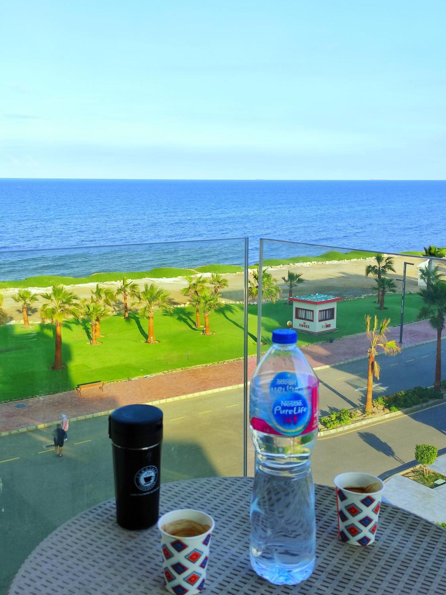 Aparthotel ملكى صف اول بحر بورتو سعيد *