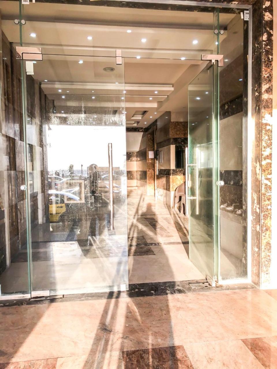ساحرة مع اطلالة بانوراميه على البحر Apartment