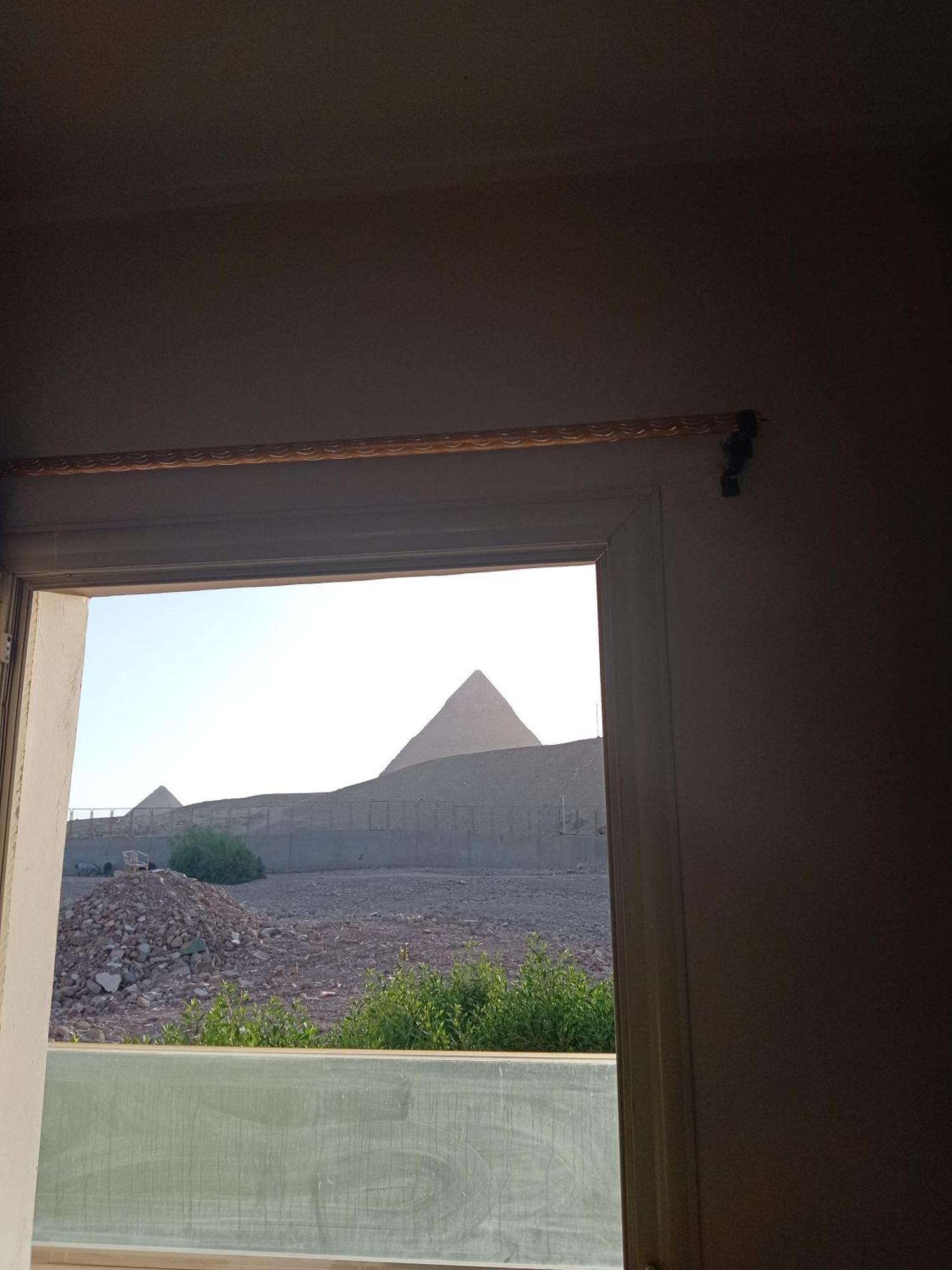 Grensha Pyramids *
