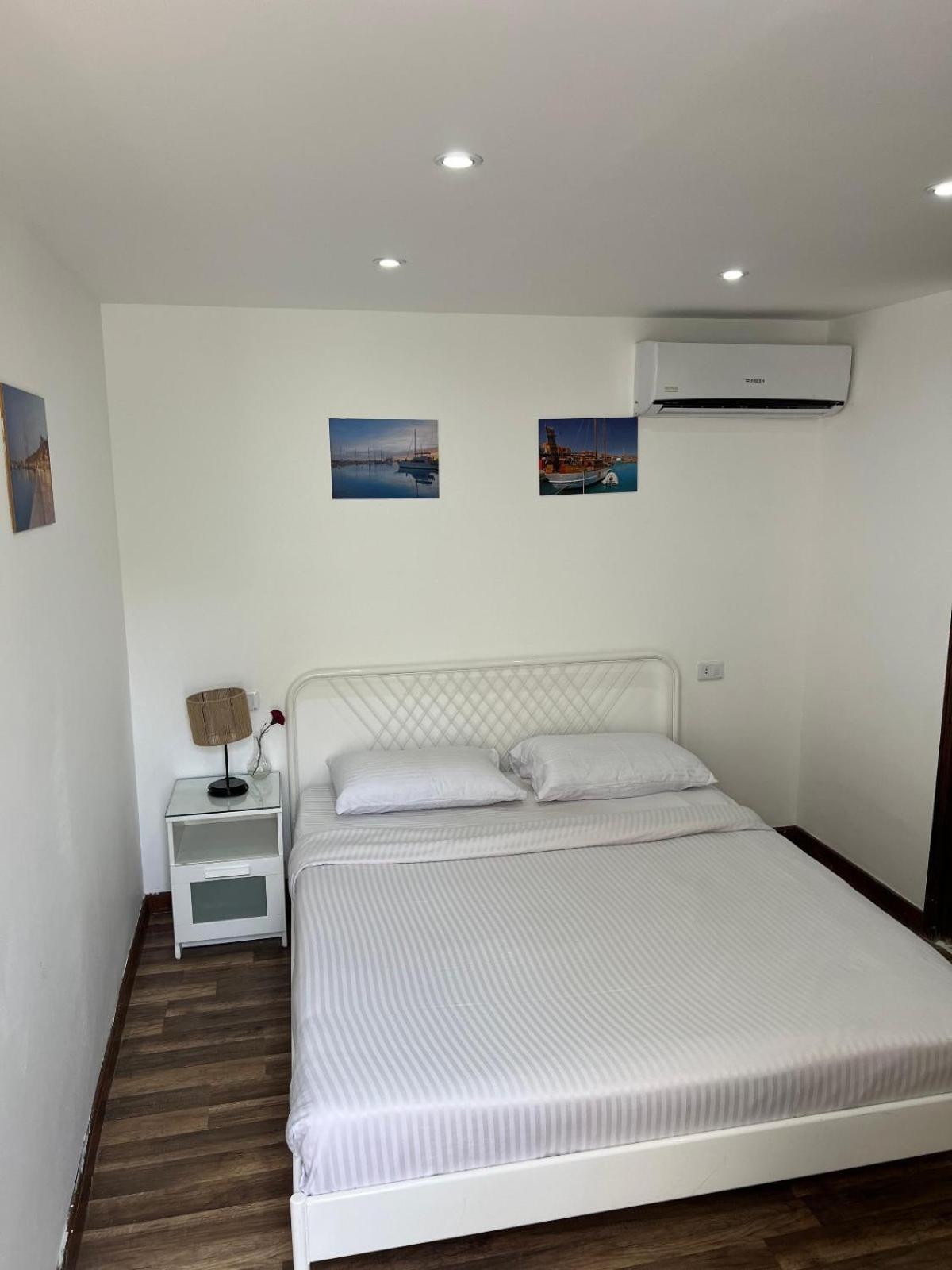 Hotel de apartamente Lilly And 2*